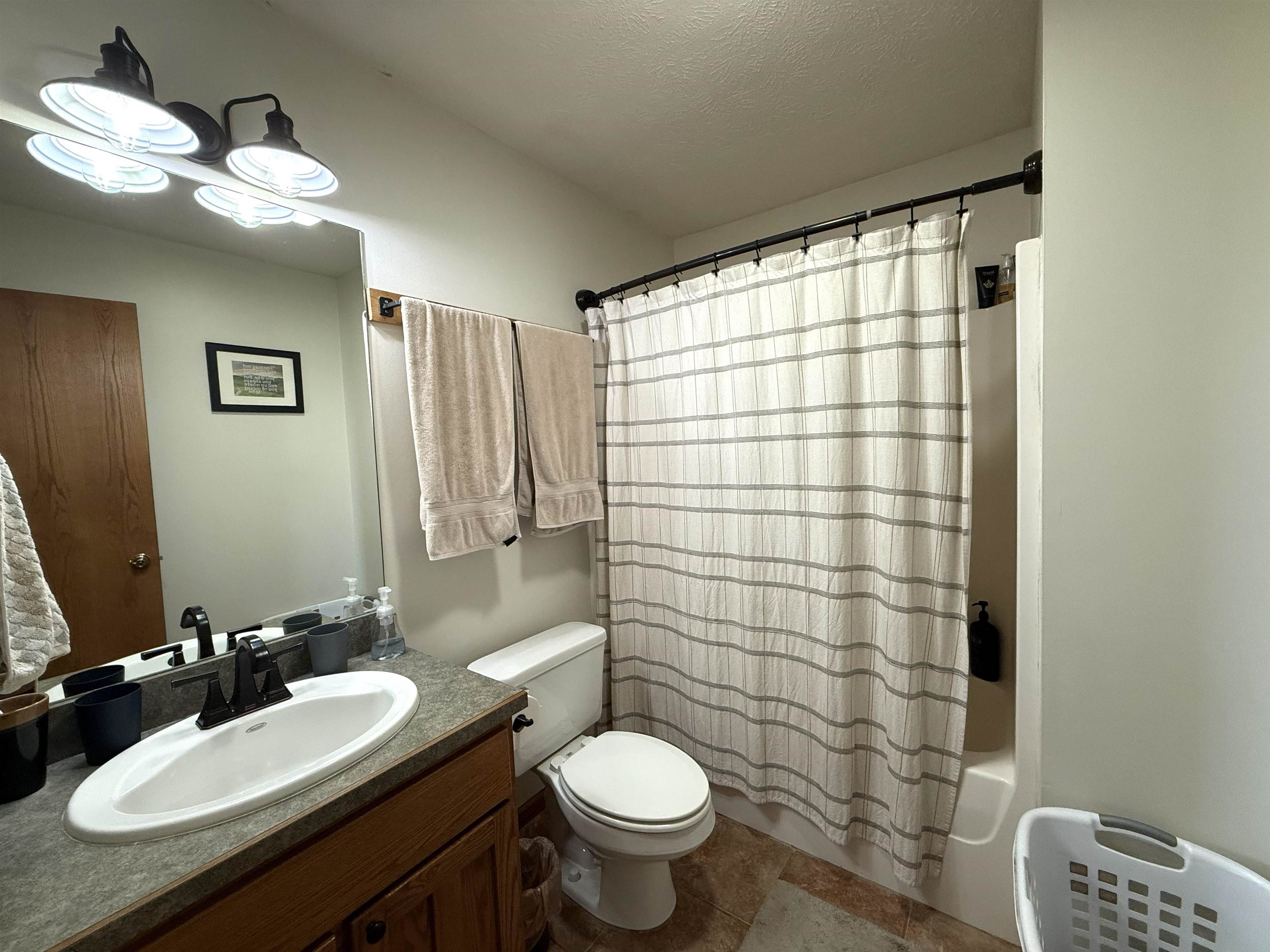 522 N 150th Road Property Photo 11