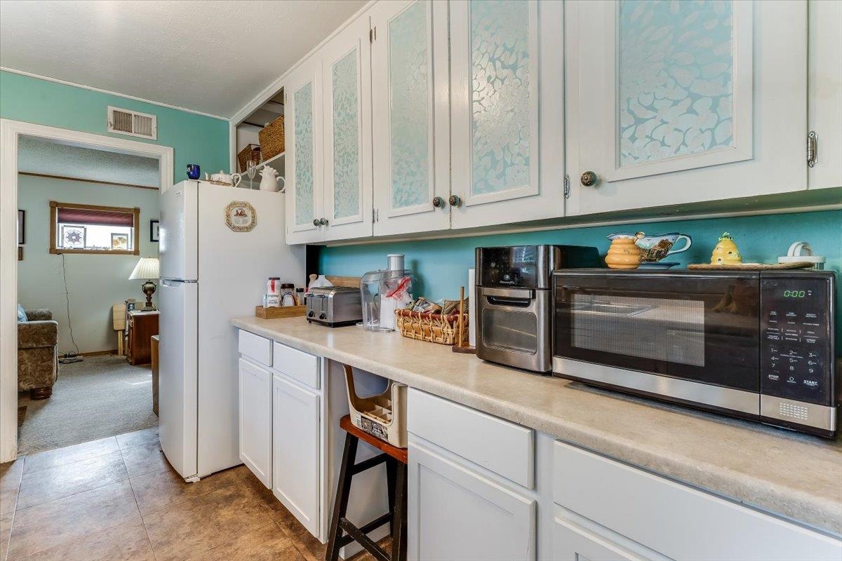 3579 S Vine Property Photo 16