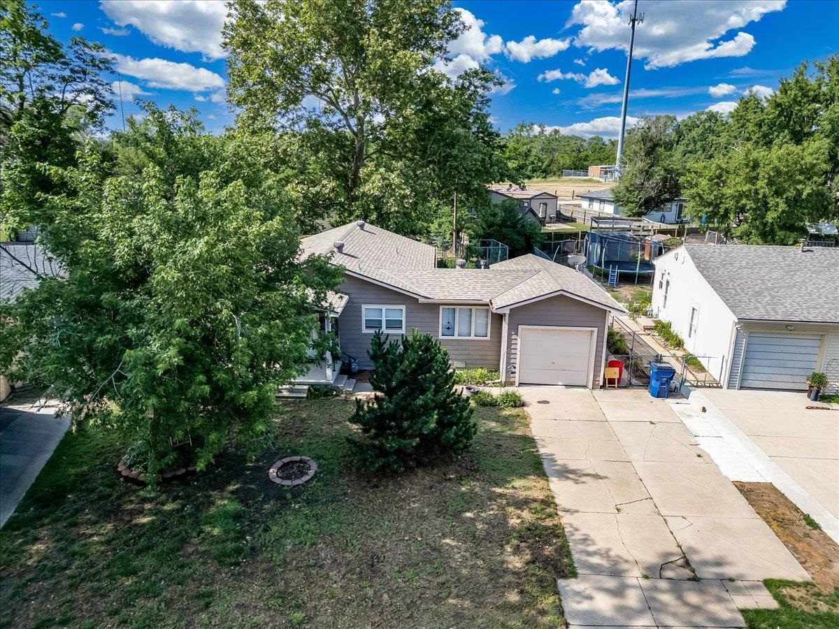 3579 S Vine Property Photo 33