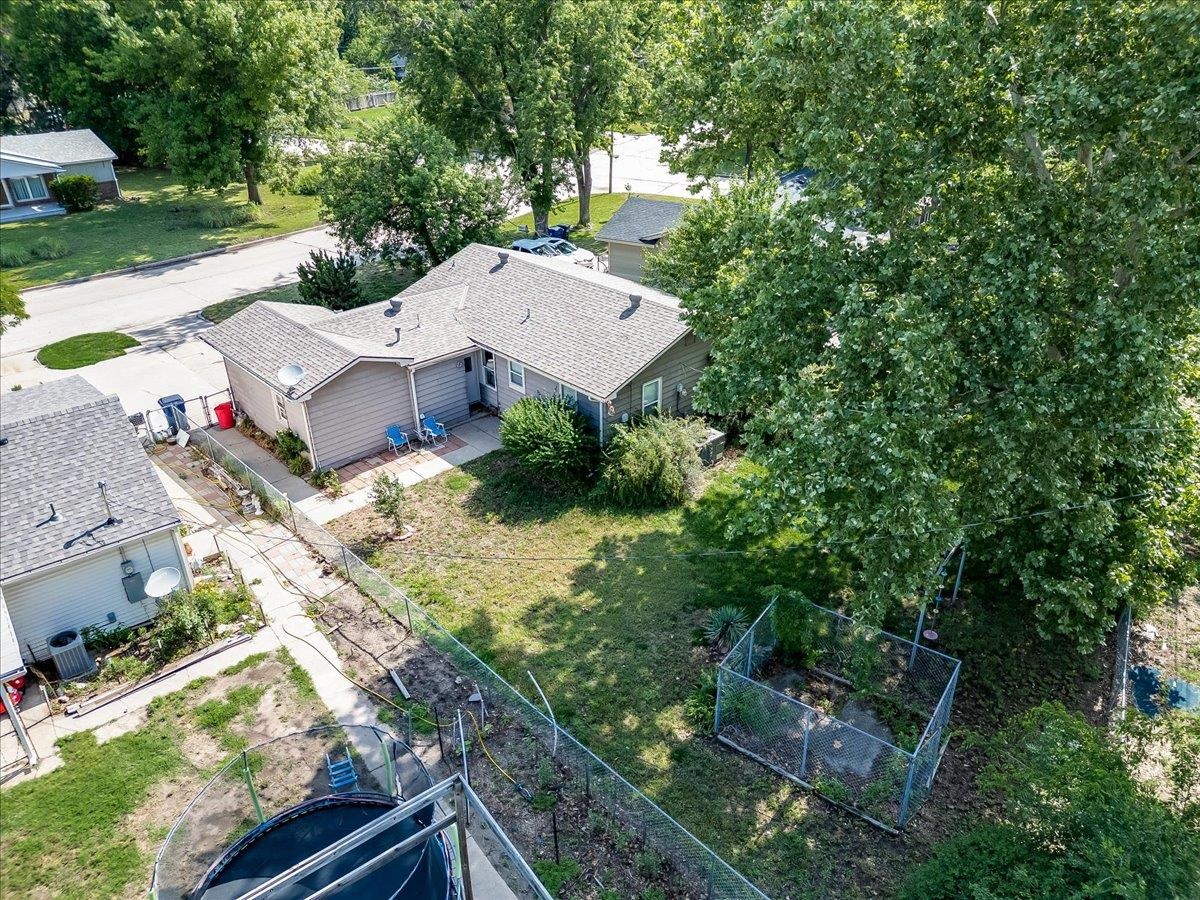 3579 S Vine Property Photo 34