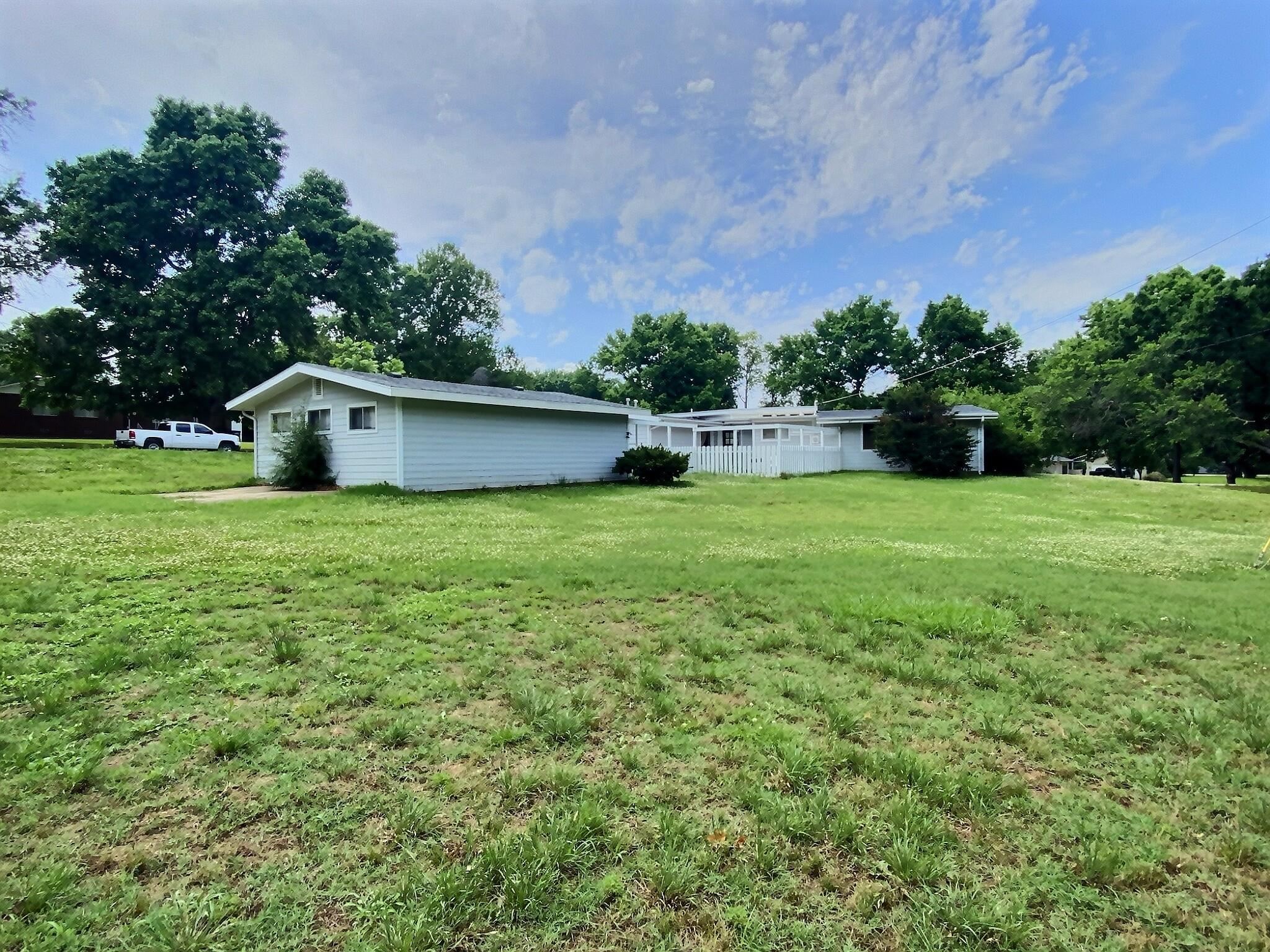 29 Eastwood Dr Property Photo 19