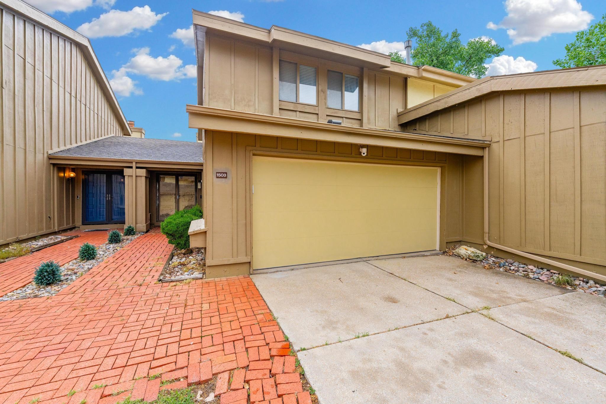 8201 E Harry Property Photo 1