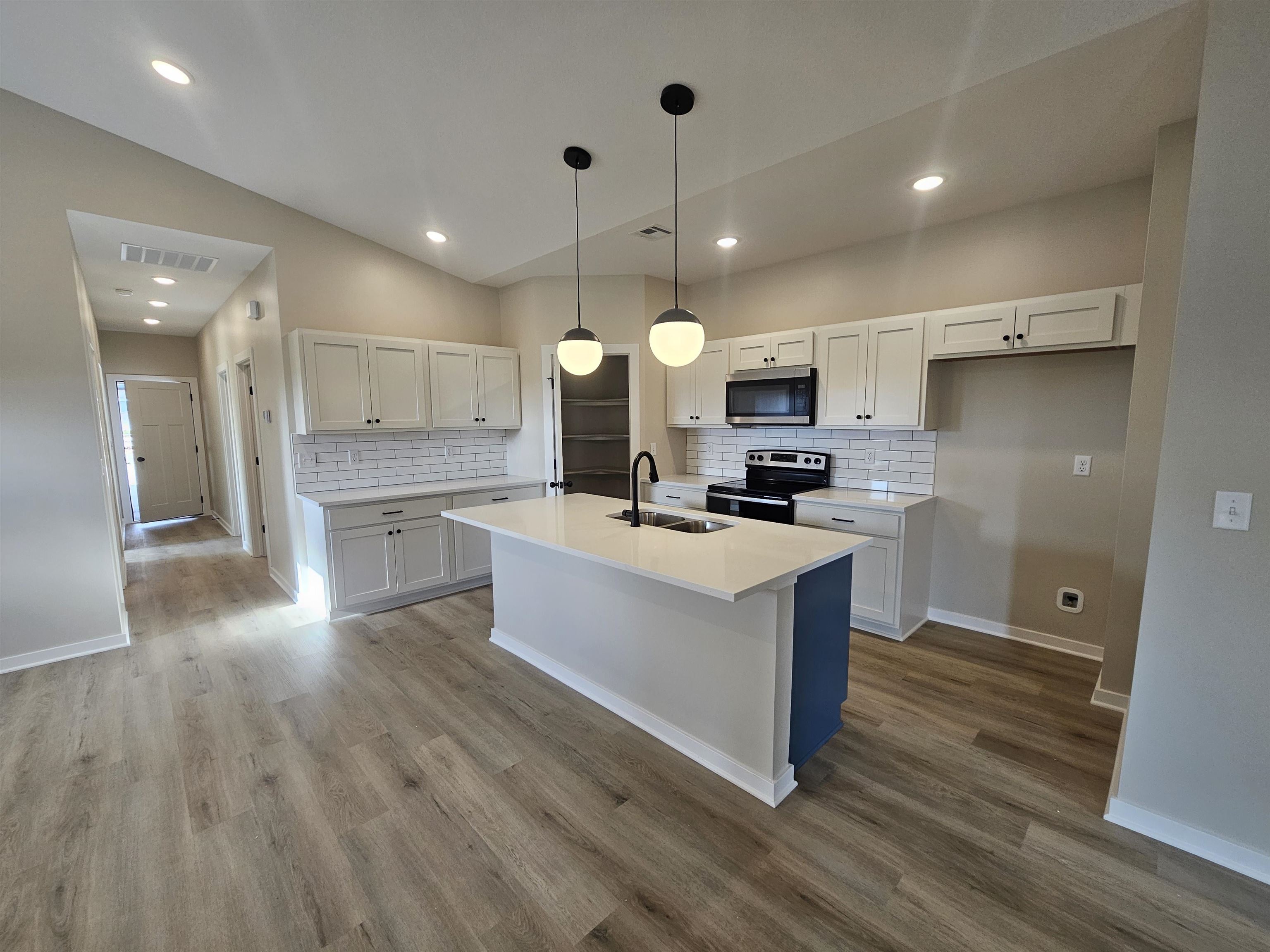 12554 W Northstar St Property Photo 9