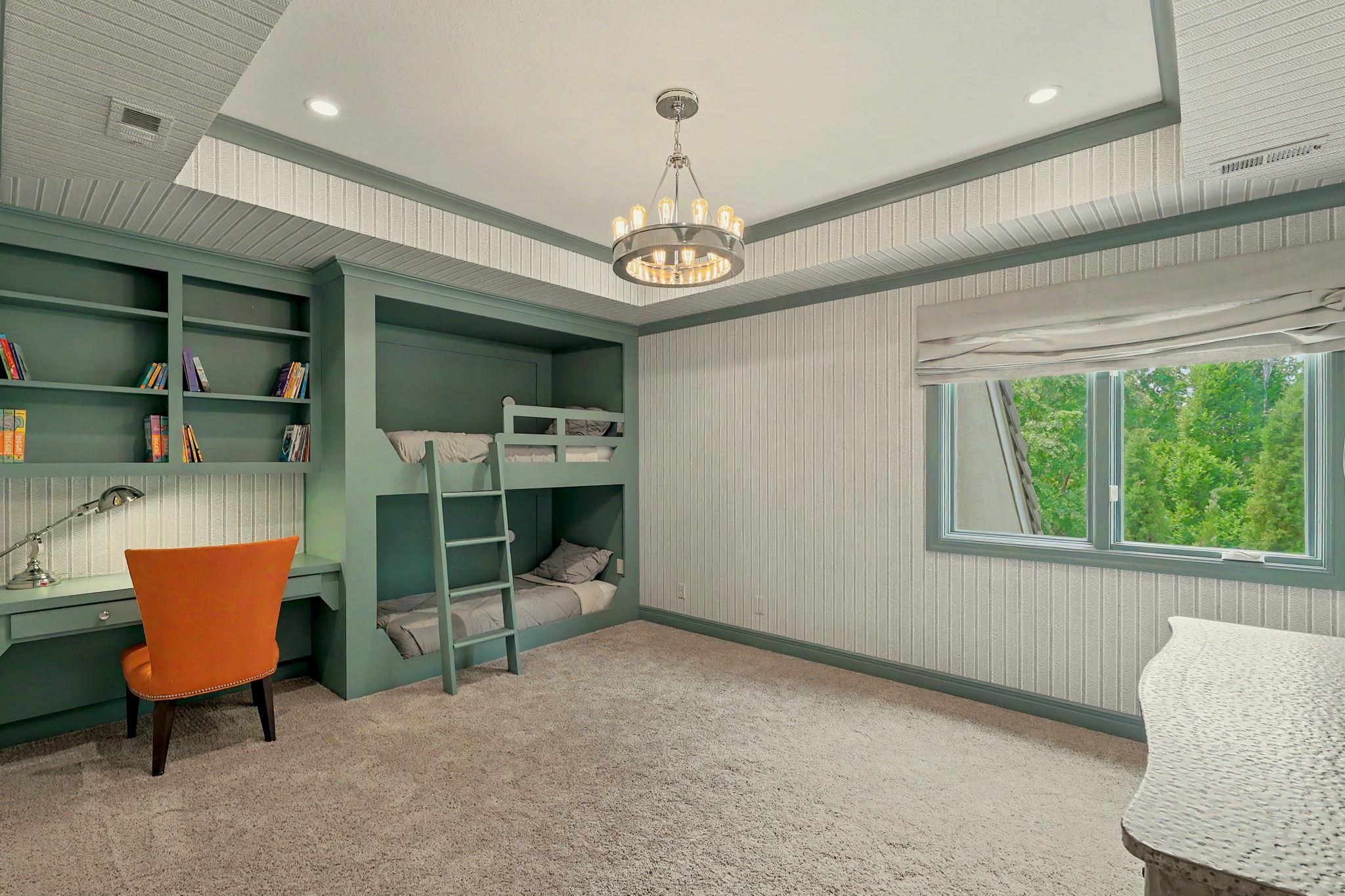 8304 E Bridlewood Property Photo 21
