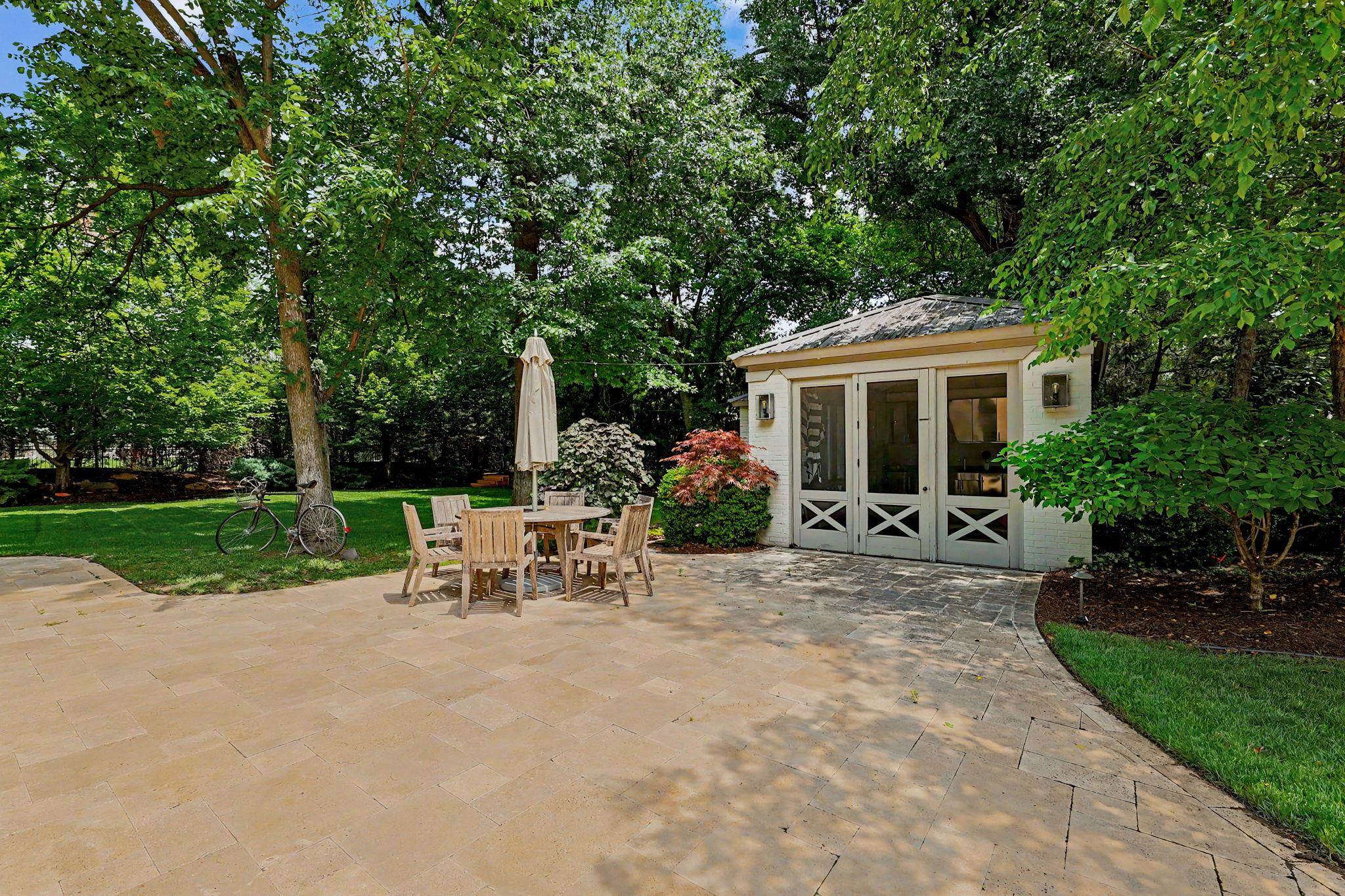 8304 E Bridlewood Property Photo 31