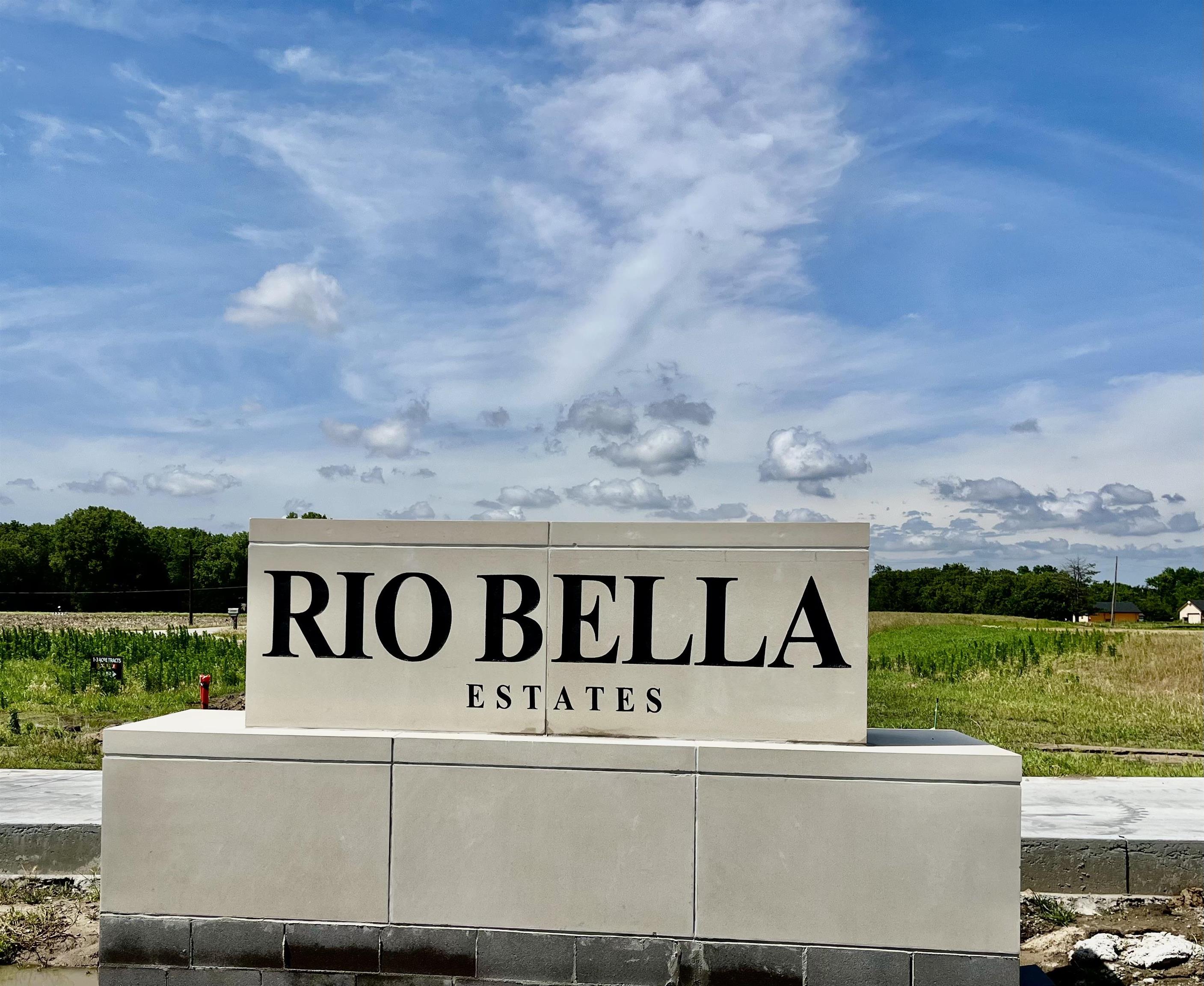 Lot 14 Block A Rio Bella Addition Property Photo 2