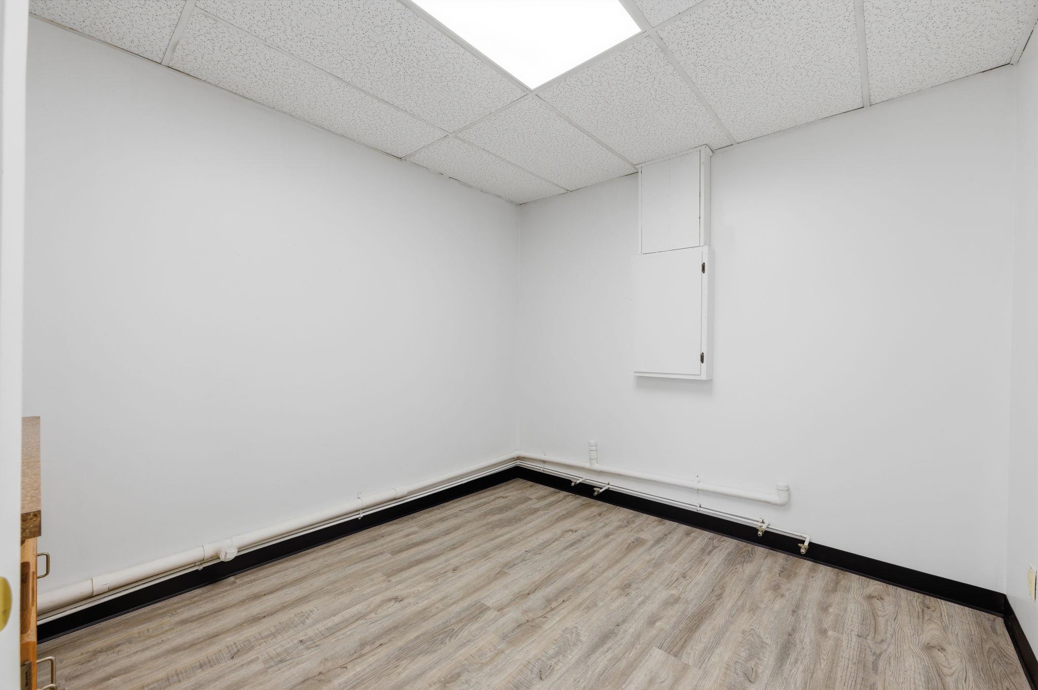 7530 S Broadway Property Photo 9