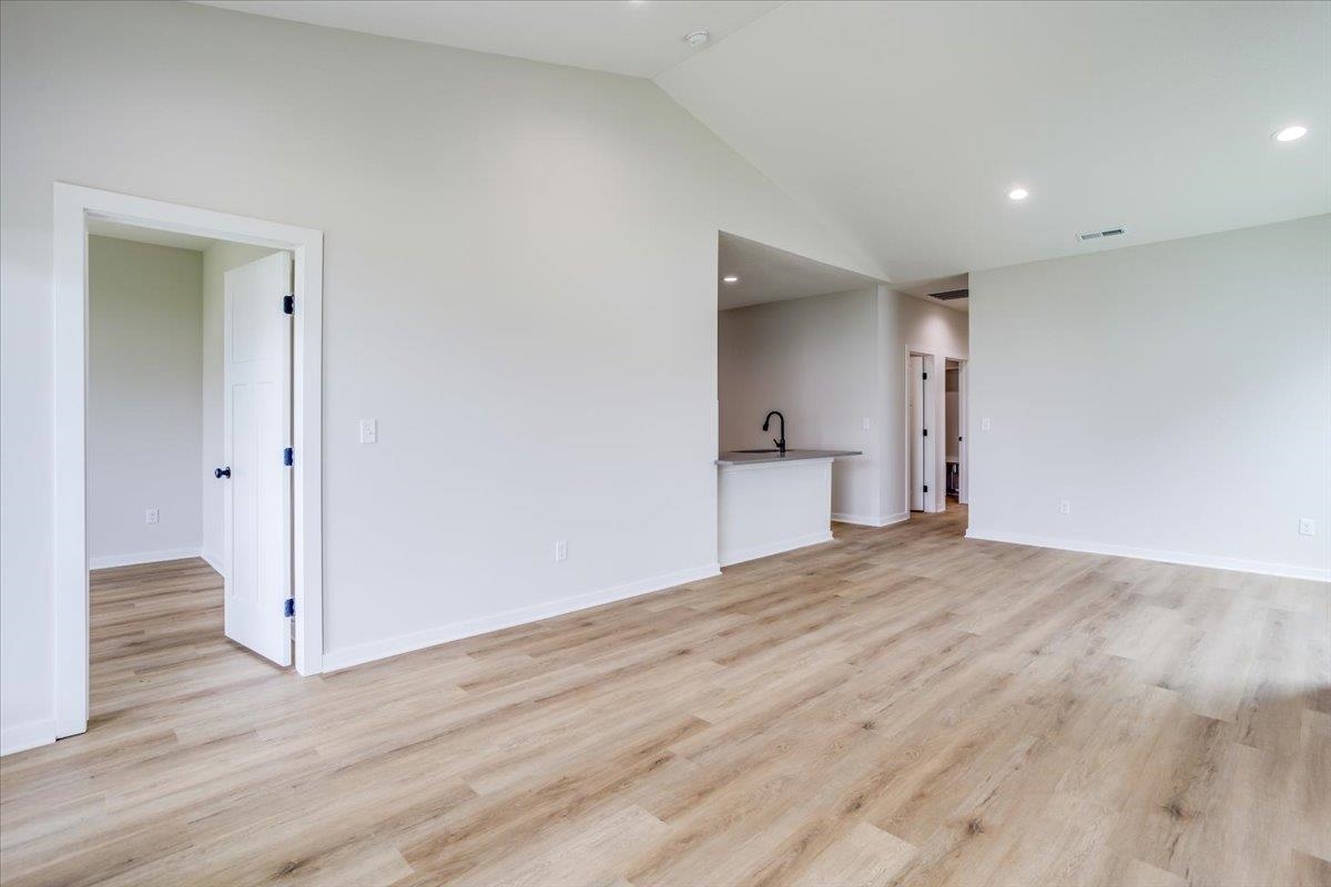 5426 N Briskbay Ct. Property Photo 5