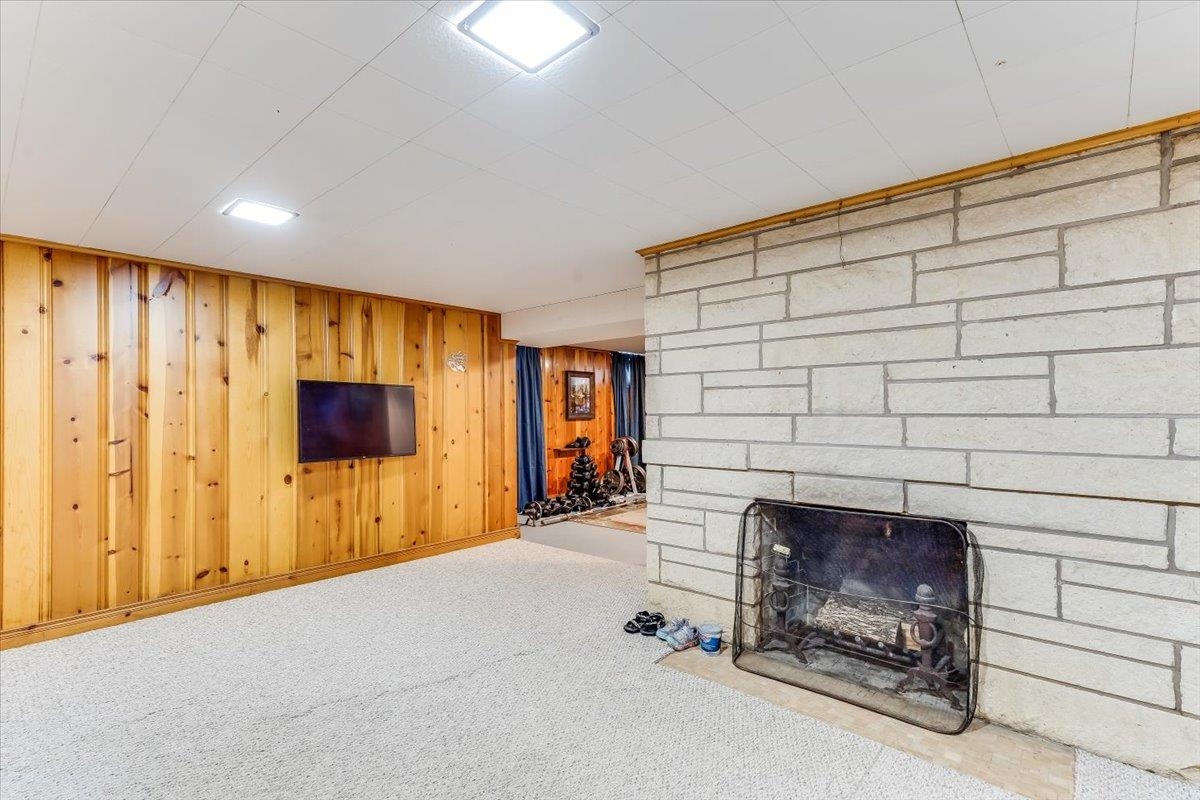 110 S Tyler Property Photo 24