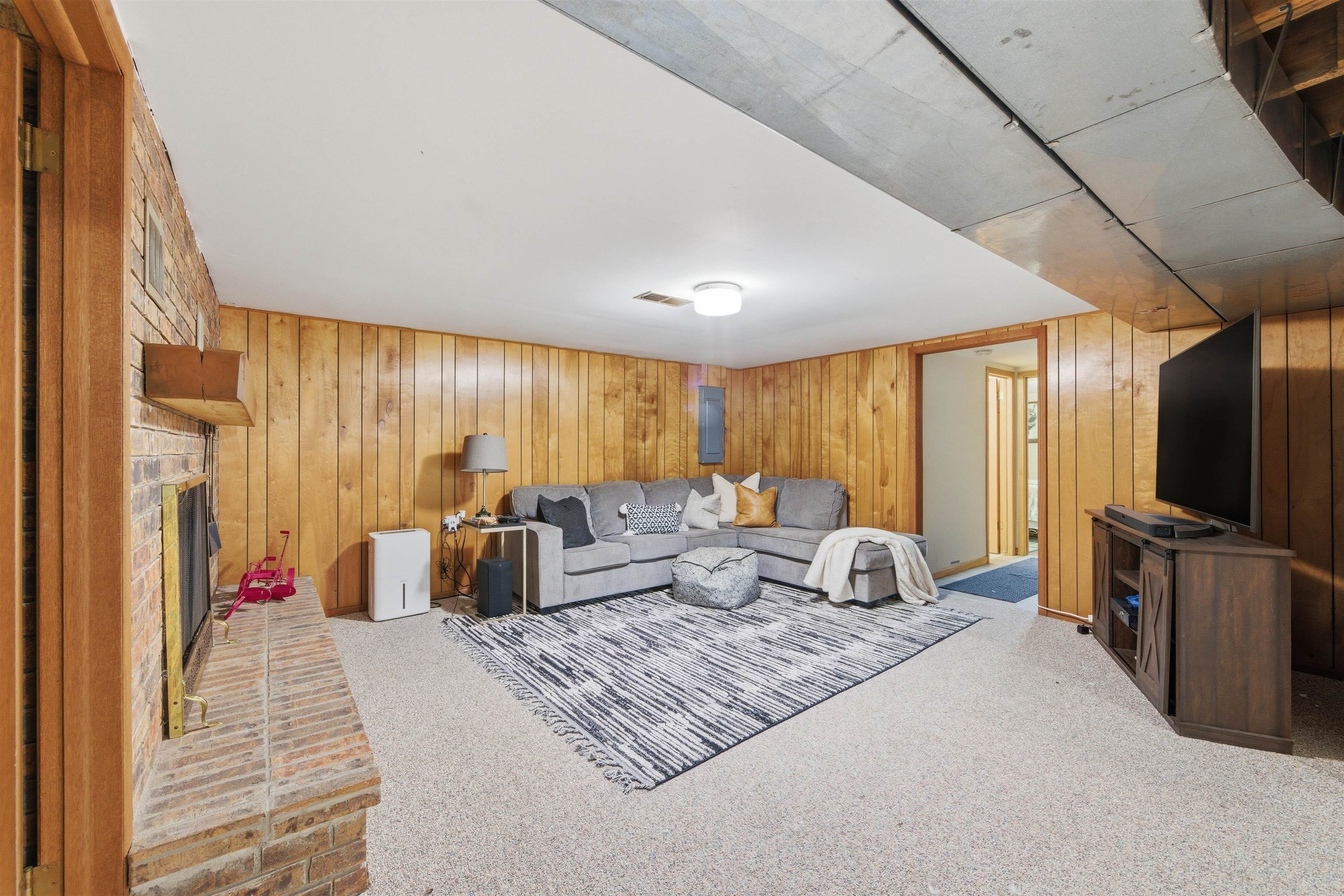 33 Regal Crescent Property Photo 22