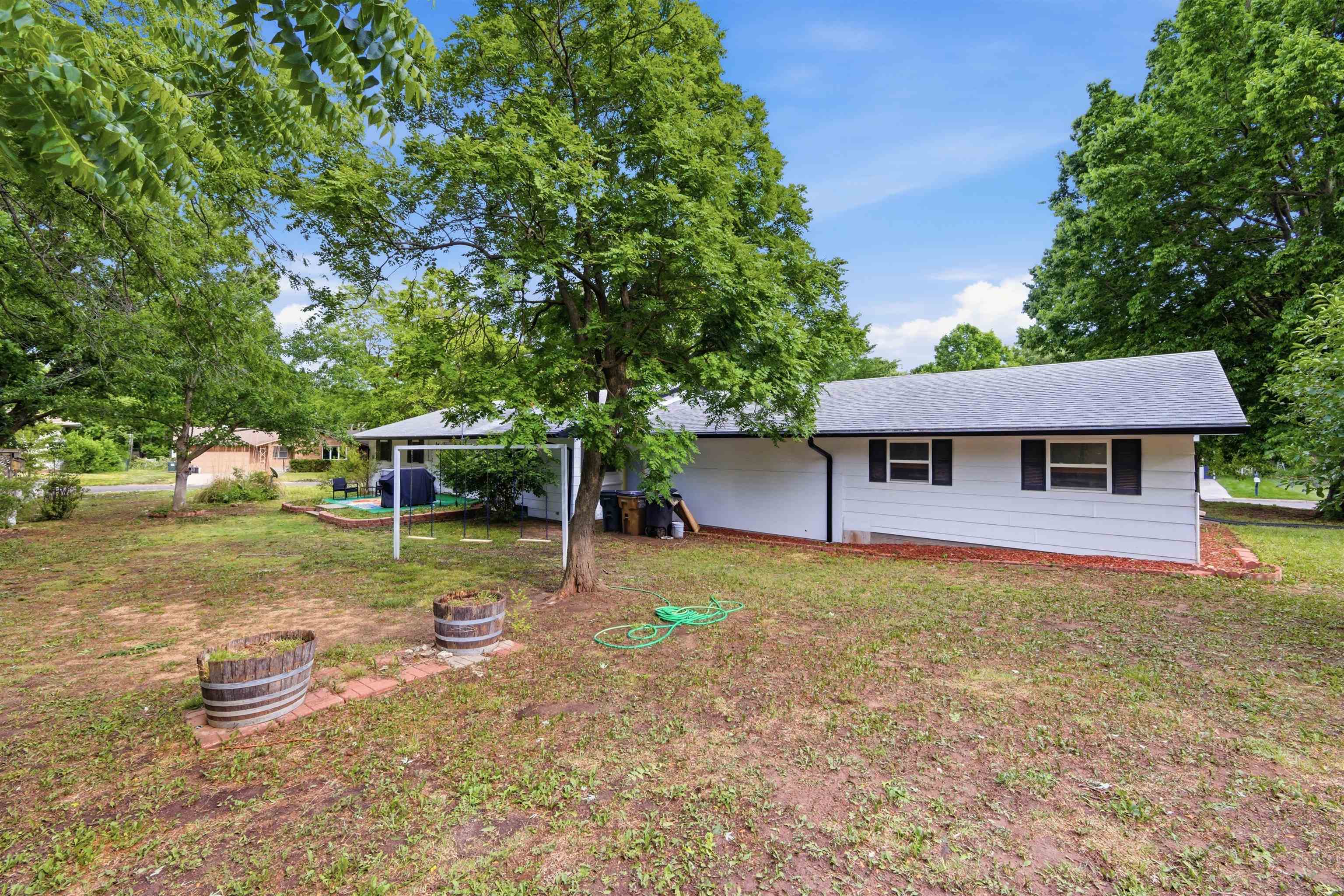 33 Regal Crescent Property Photo 29