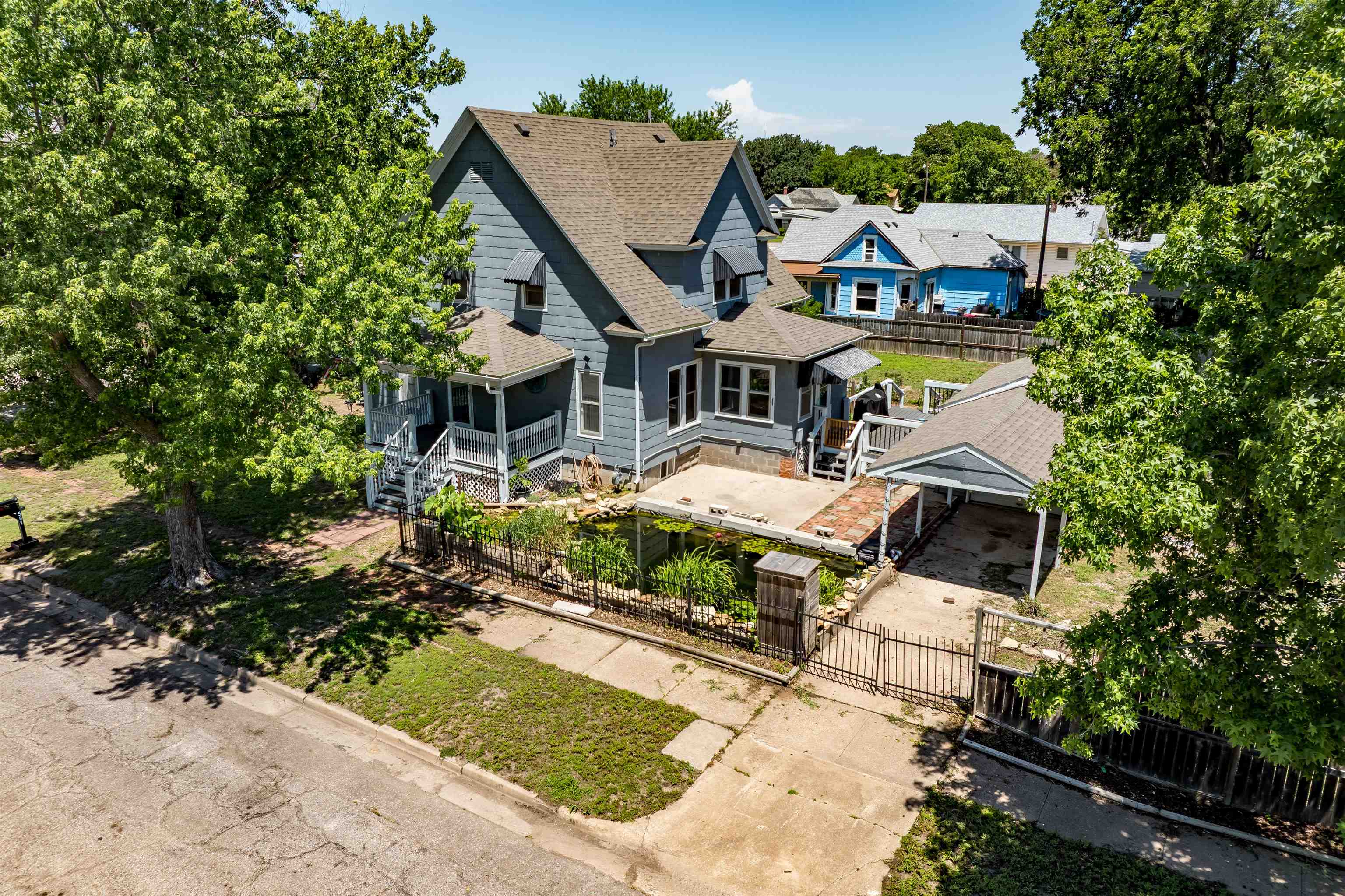 501 N C St Property Photo 2