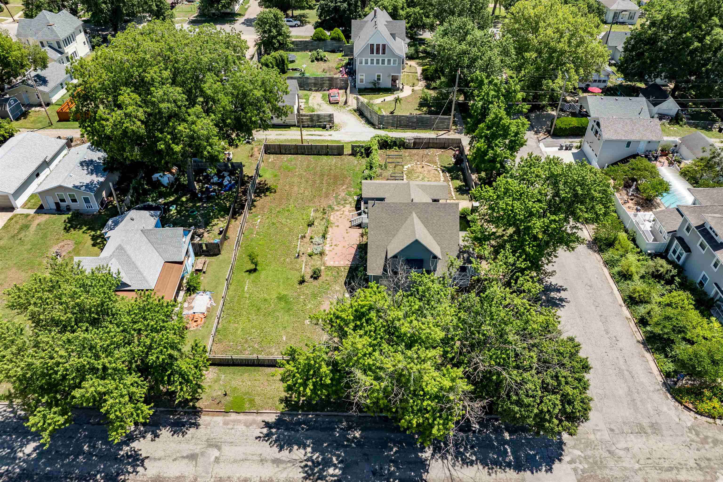 501 N C St Property Photo 18