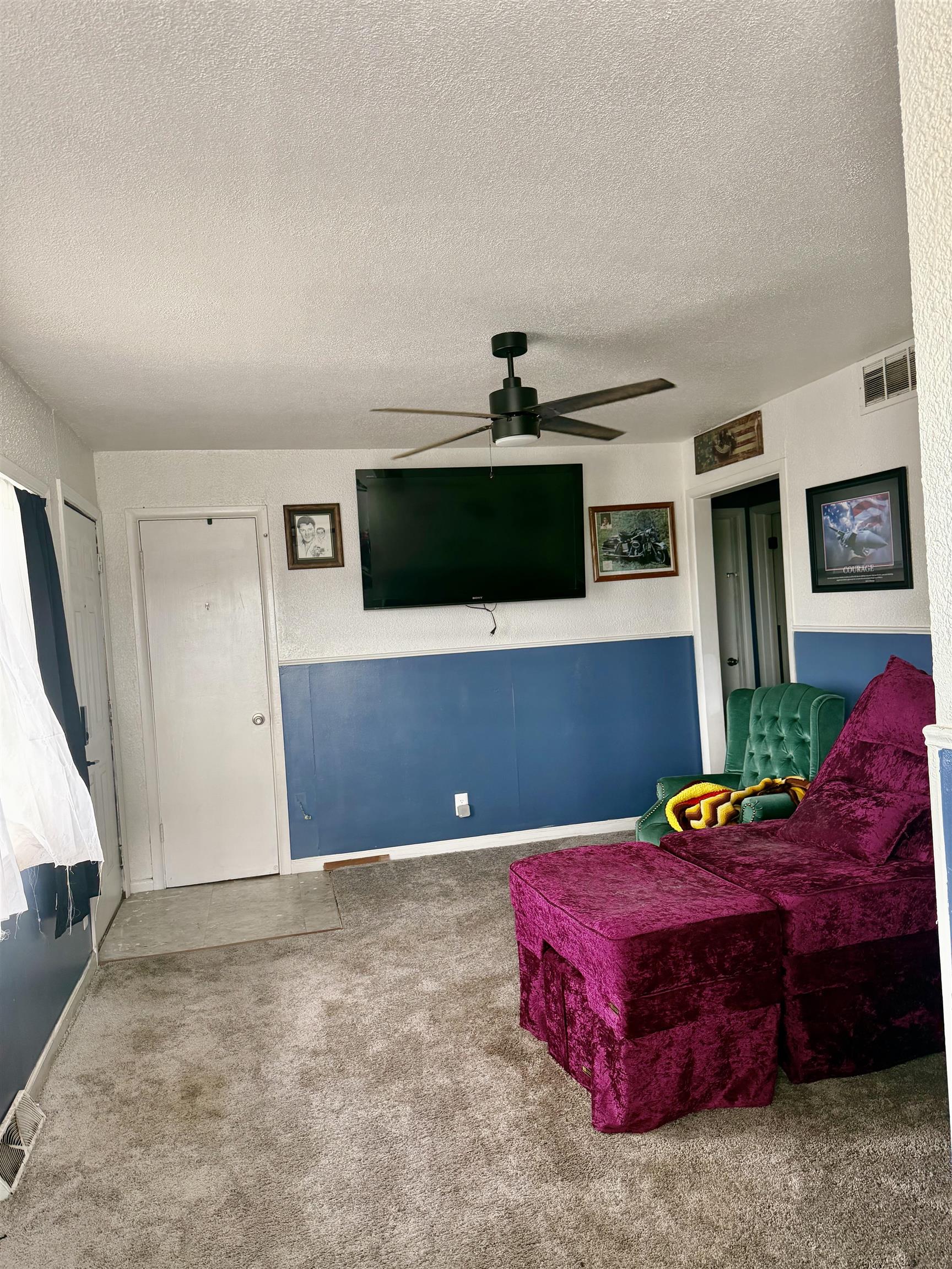 3927 W 20th St Property Photo 7