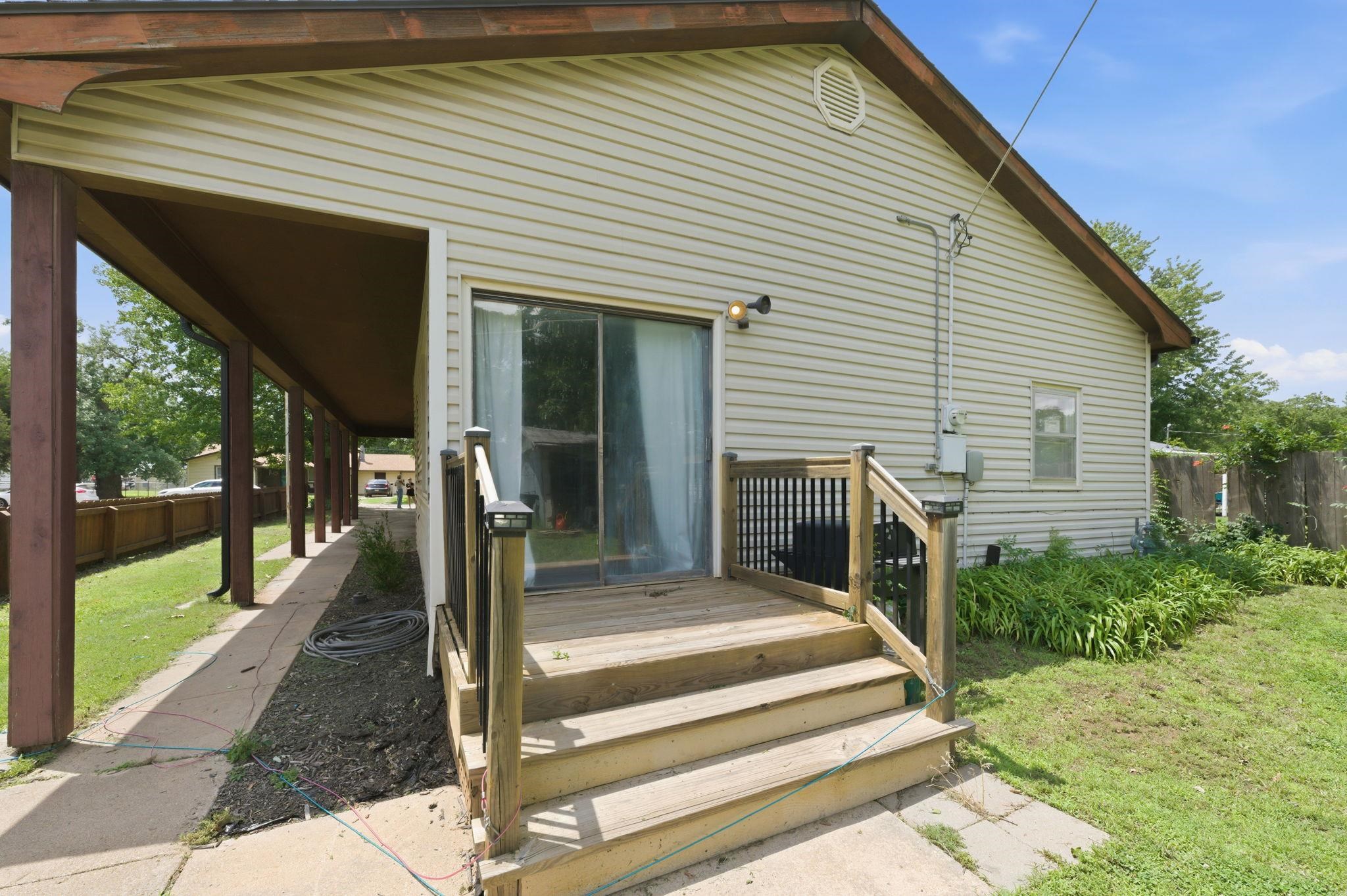 418 S Briarwood Property Photo 25