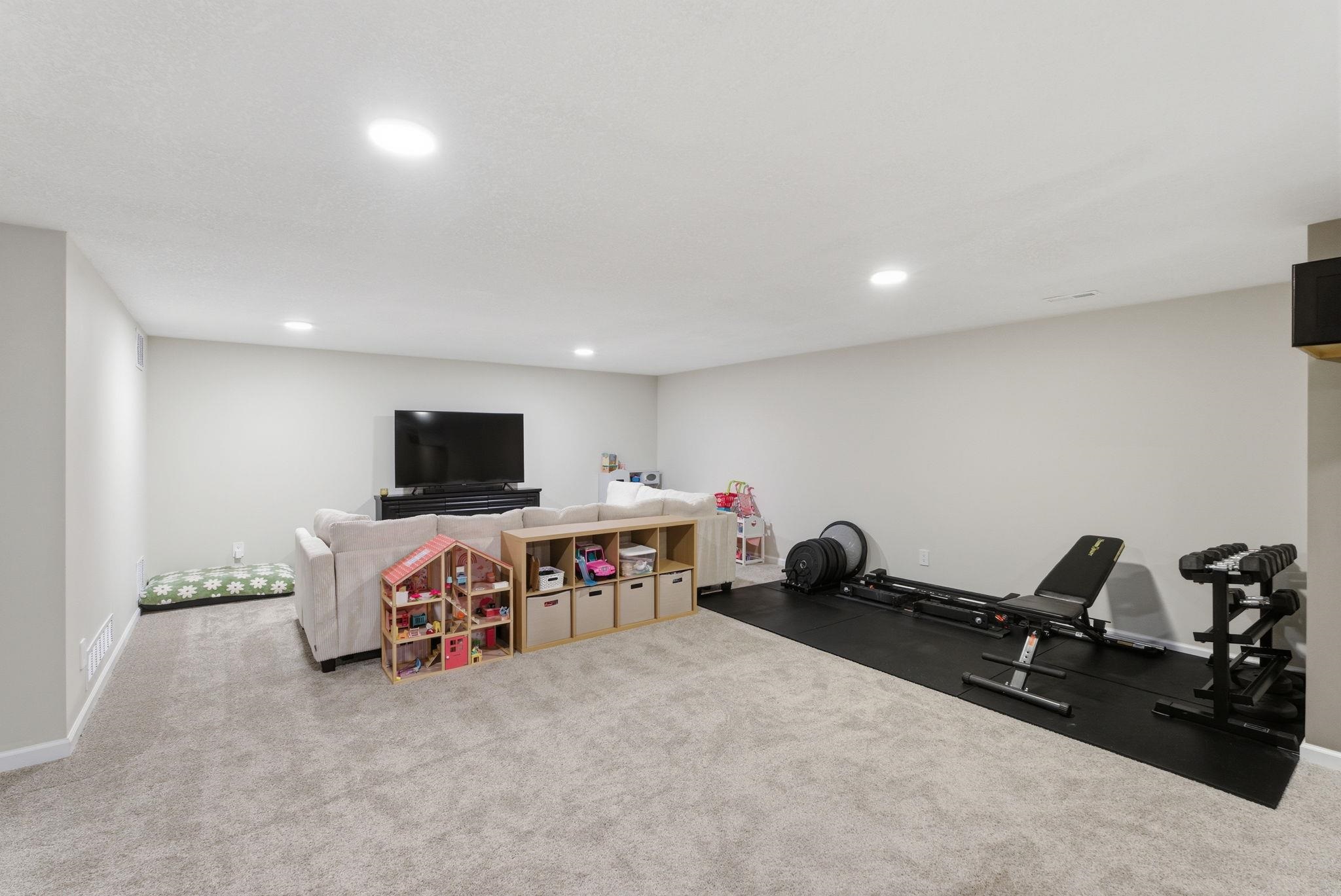 3518 Laughlin St Property Photo 18