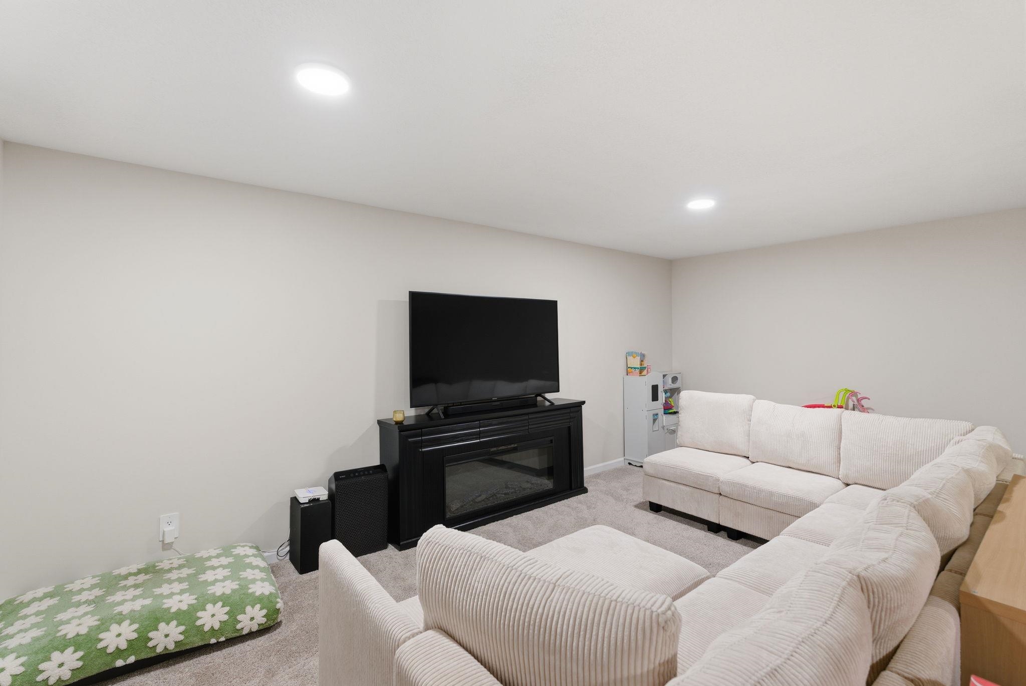 3518 Laughlin St Property Photo 19