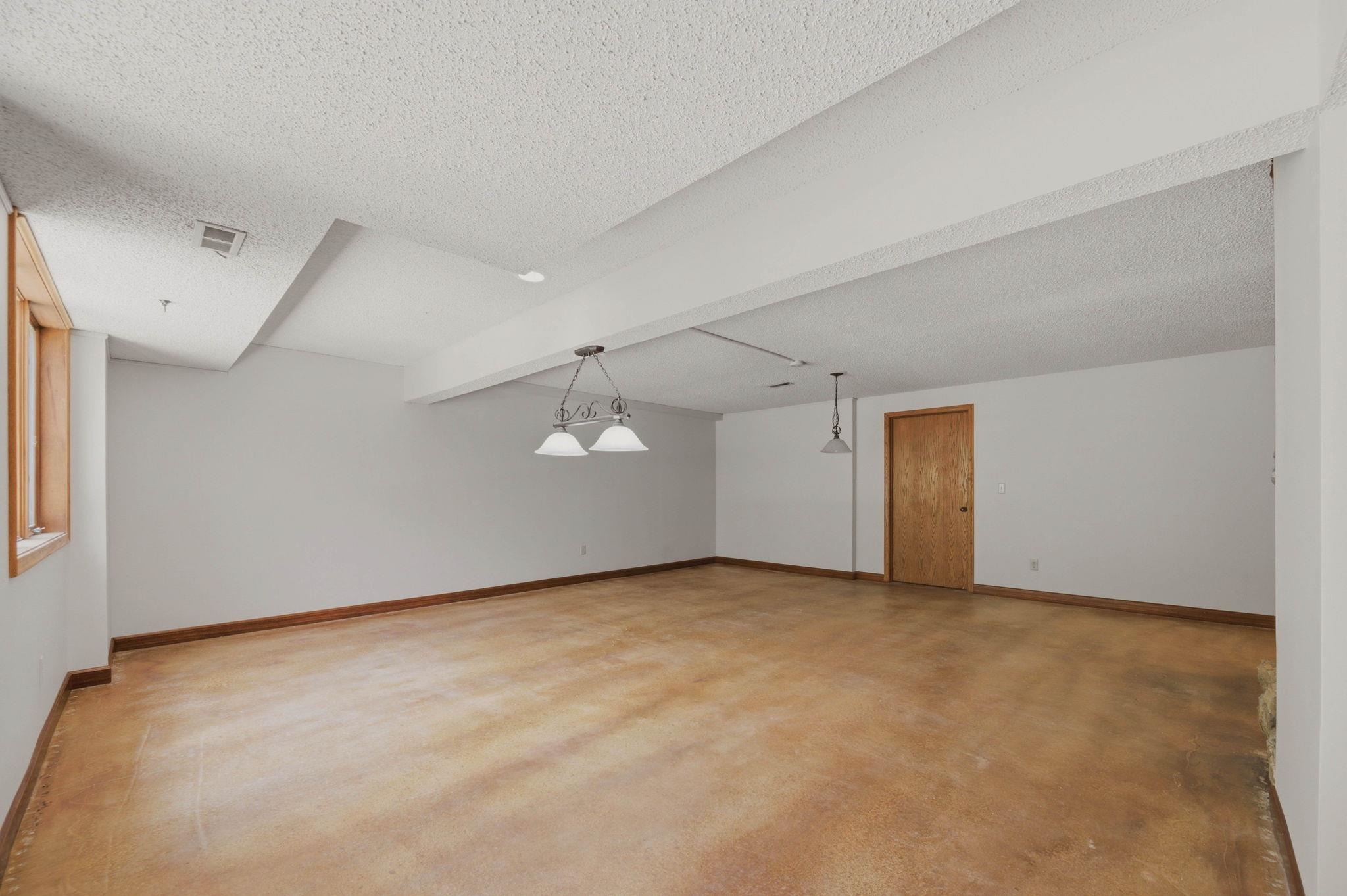 844 N Sandpiper Ct Property Photo 22