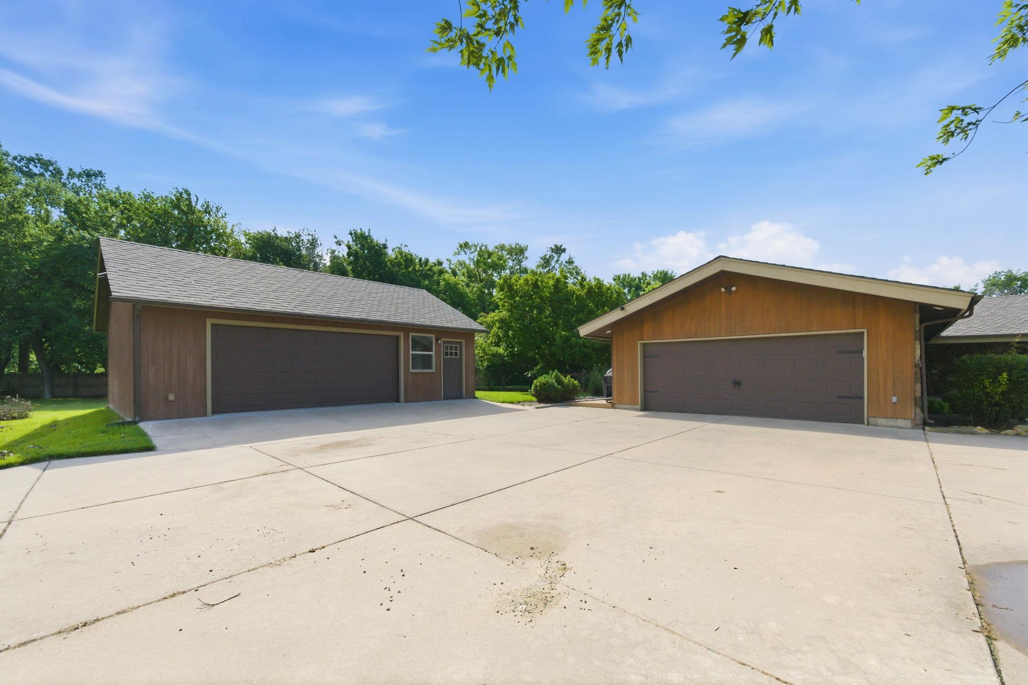 844 N Sandpiper Ct Property Photo 26