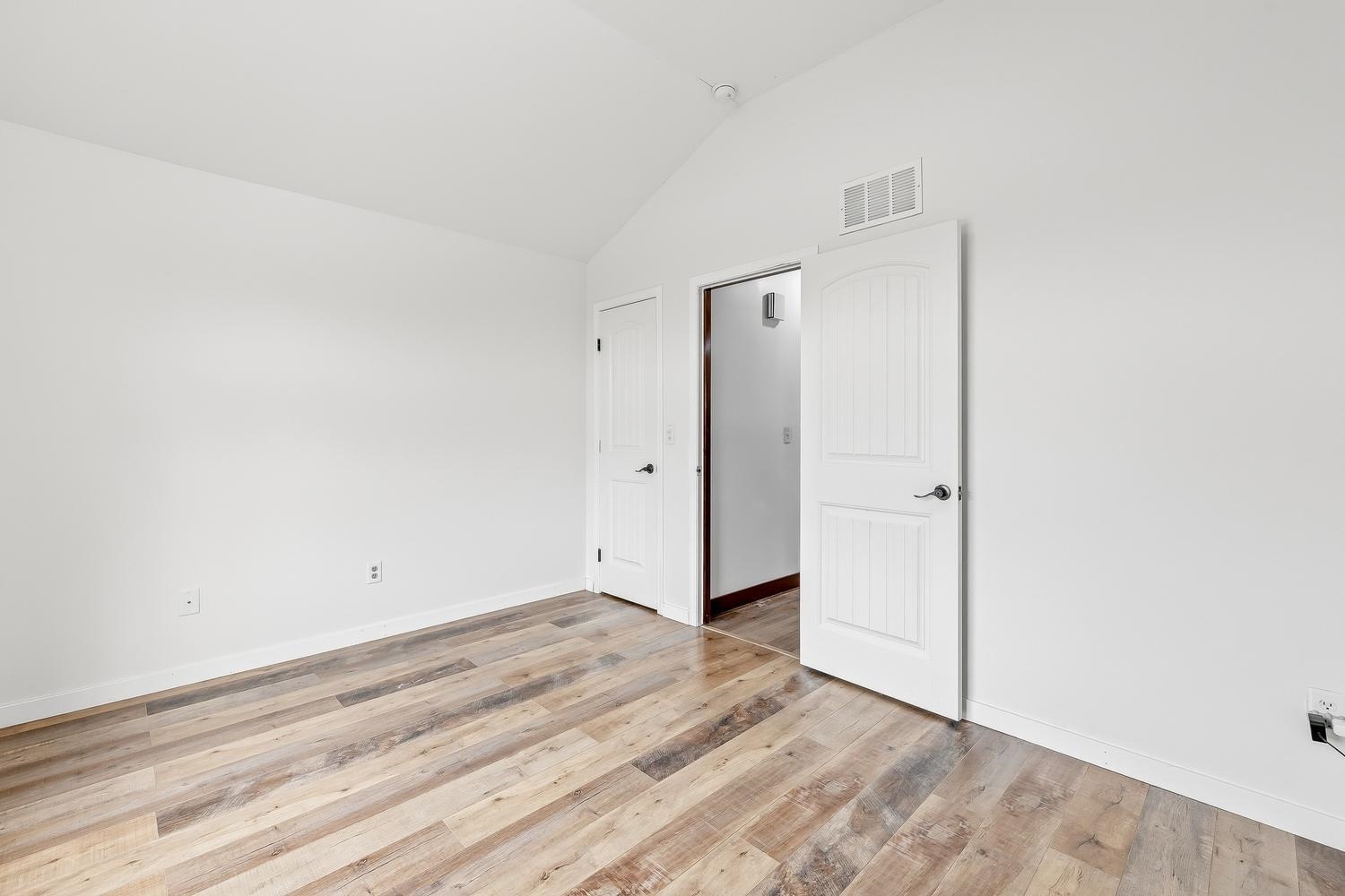 710 W Gatewood Ln Property Photo 18