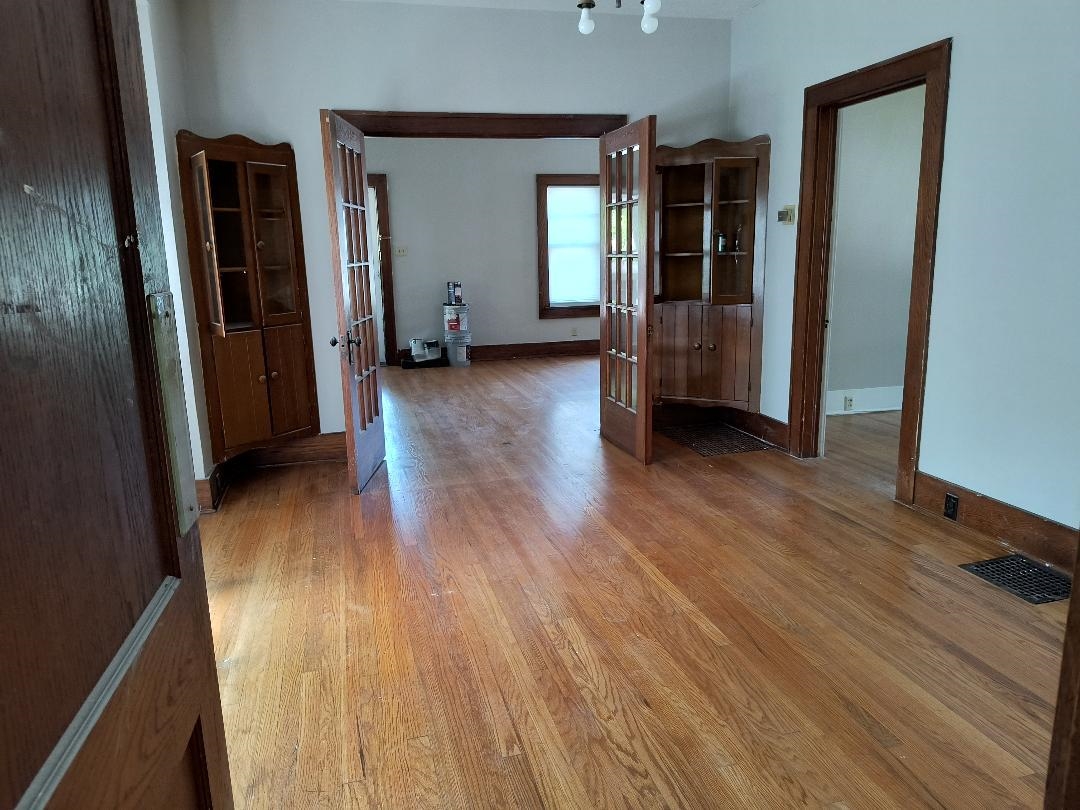 1450 N Fairmount Property Photo 8