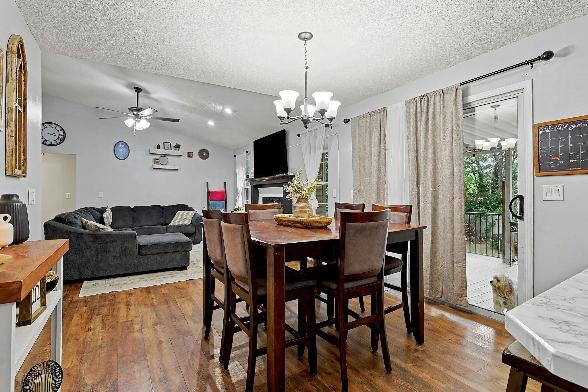 146 E Chestnut Dr Property Photo 12