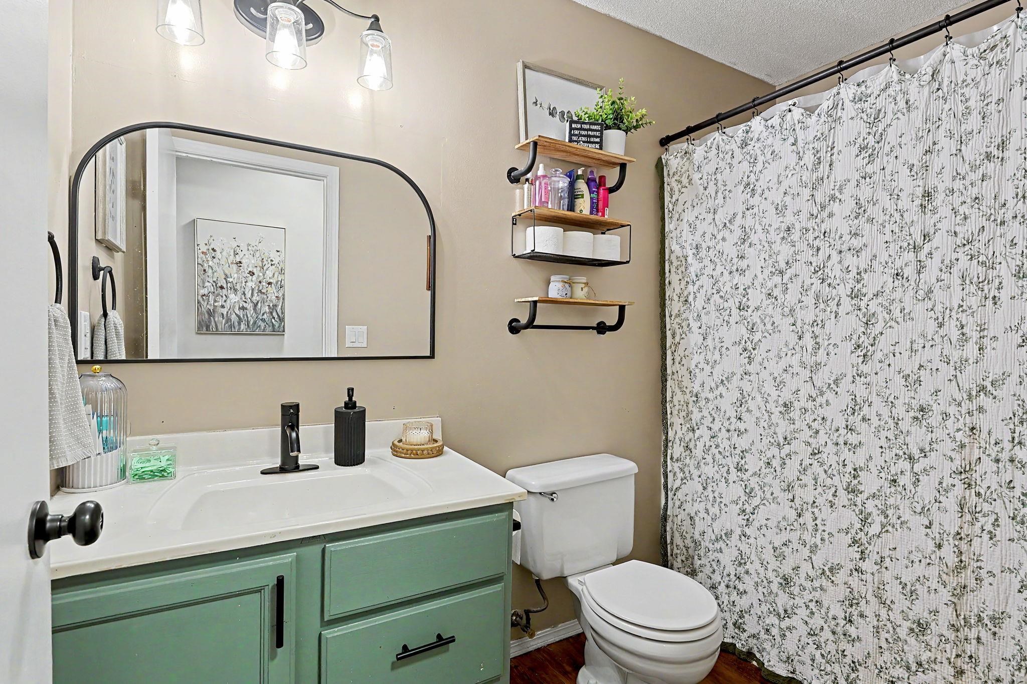 146 E Chestnut Dr Property Photo 18