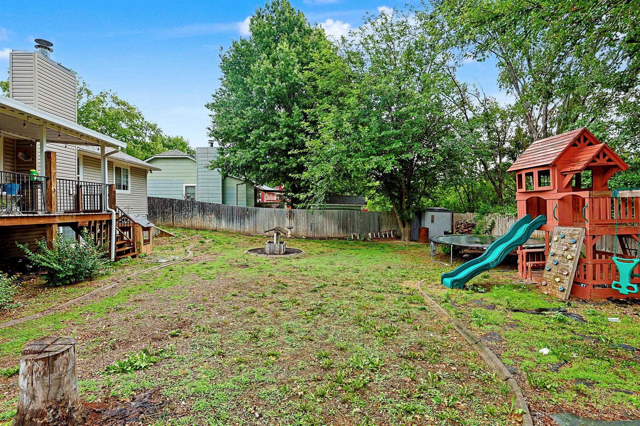 146 E Chestnut Dr Property Photo 29