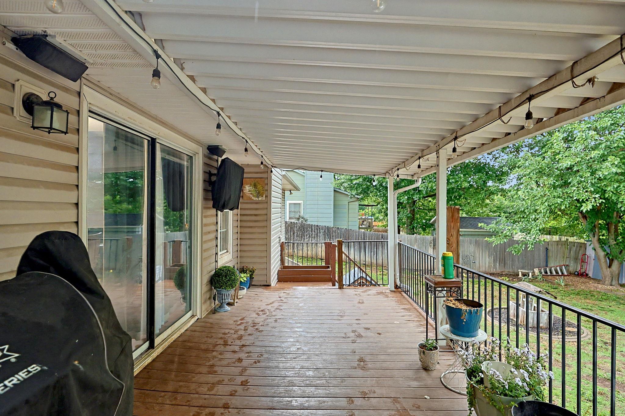 146 E Chestnut Dr Property Photo 32