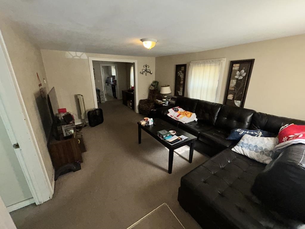1301 S Vine St Property Photo 8