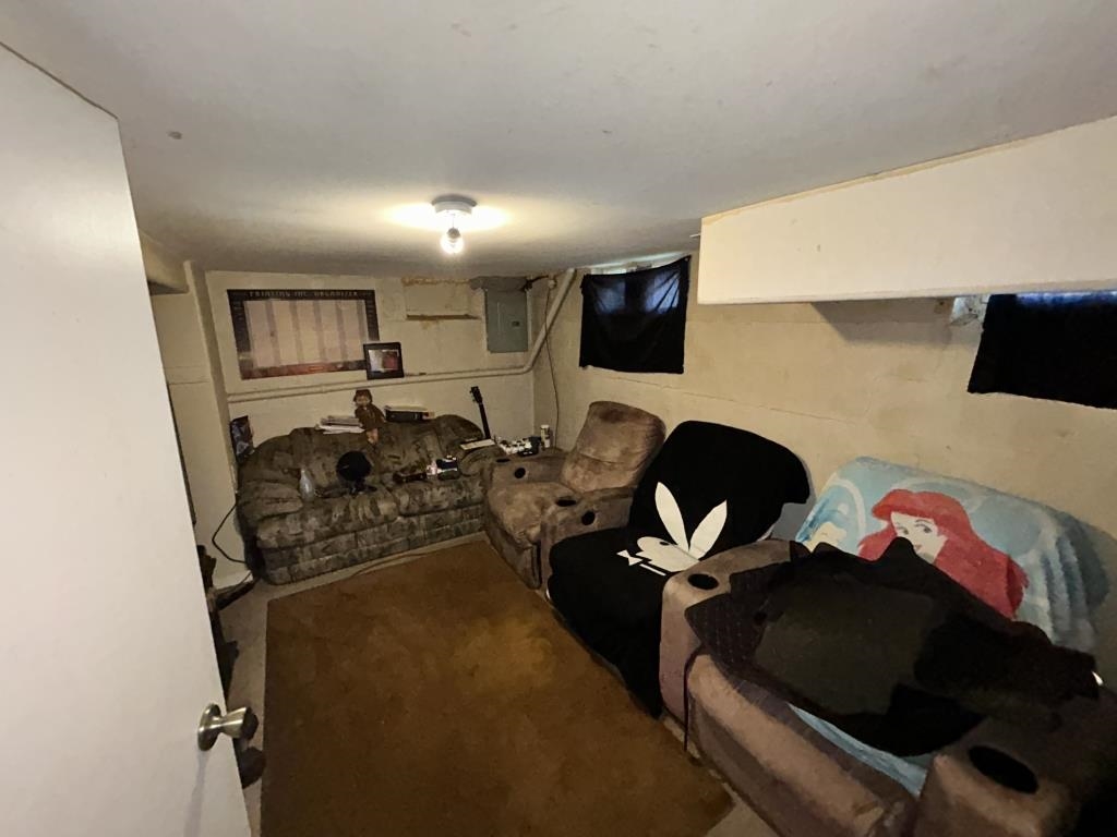 1301 S Vine St Property Photo 13