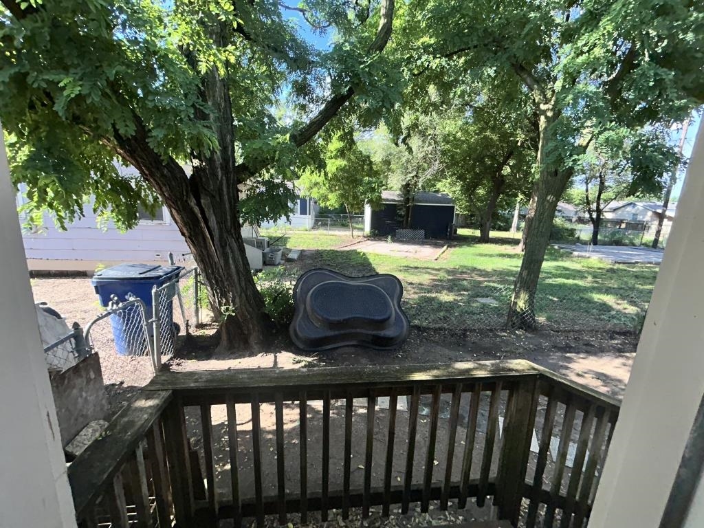 1301 S Vine St Property Photo 34
