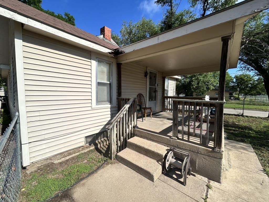 1301 S Vine St Property Photo 35