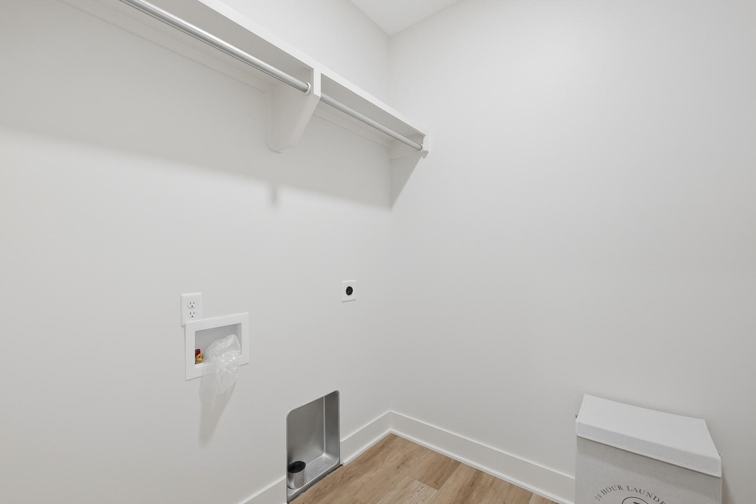 8235 E Summerside Pl Property Photo 29