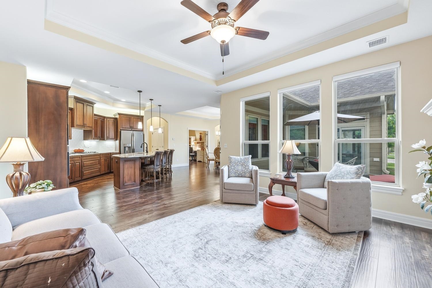 1212 S Nineiron Property Photo 3