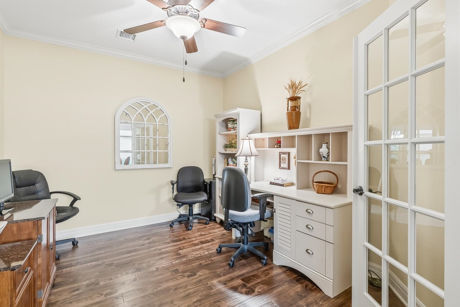 1212 S Nineiron Property Photo 26