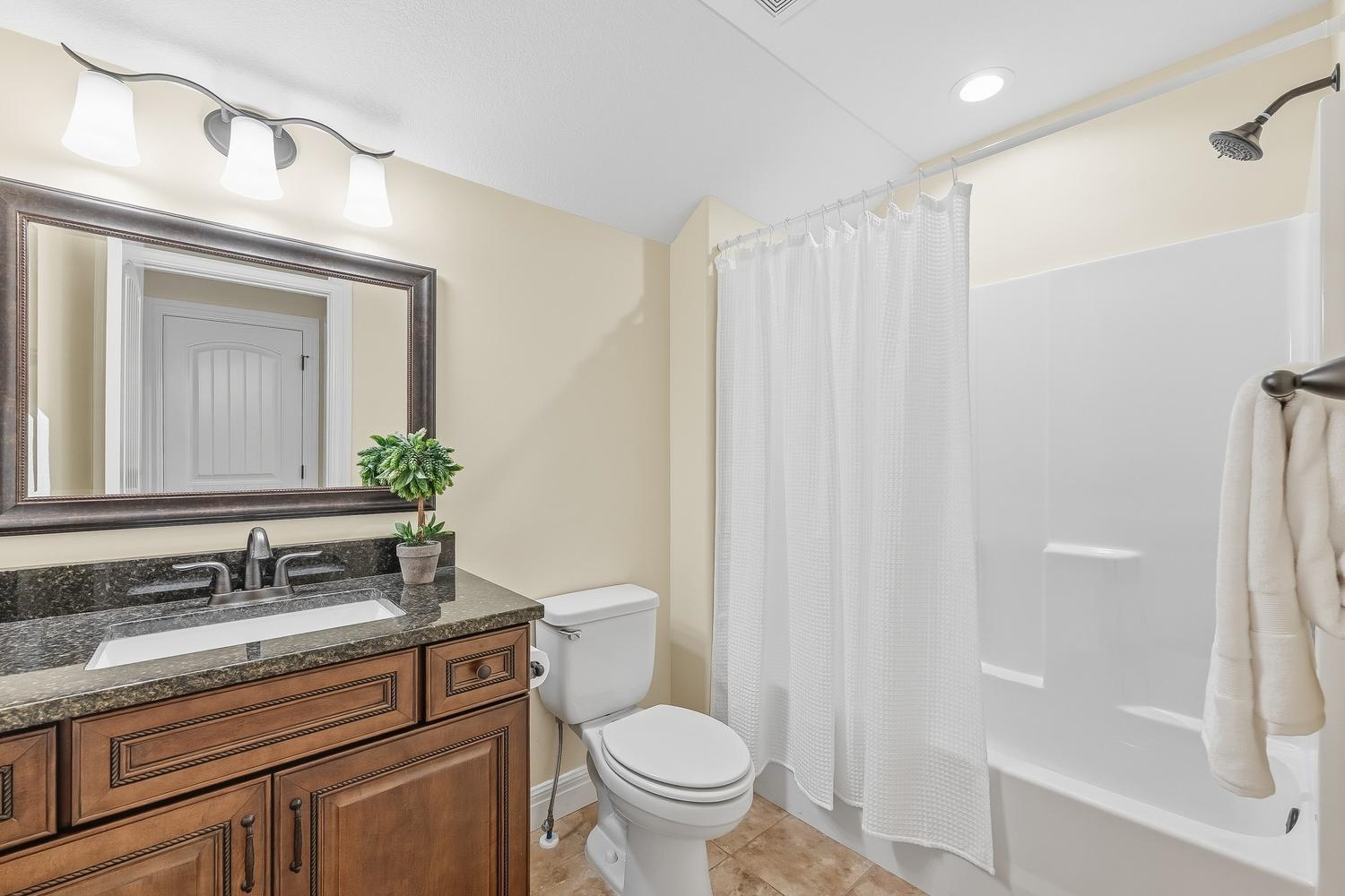 1212 S Nineiron Property Photo 27