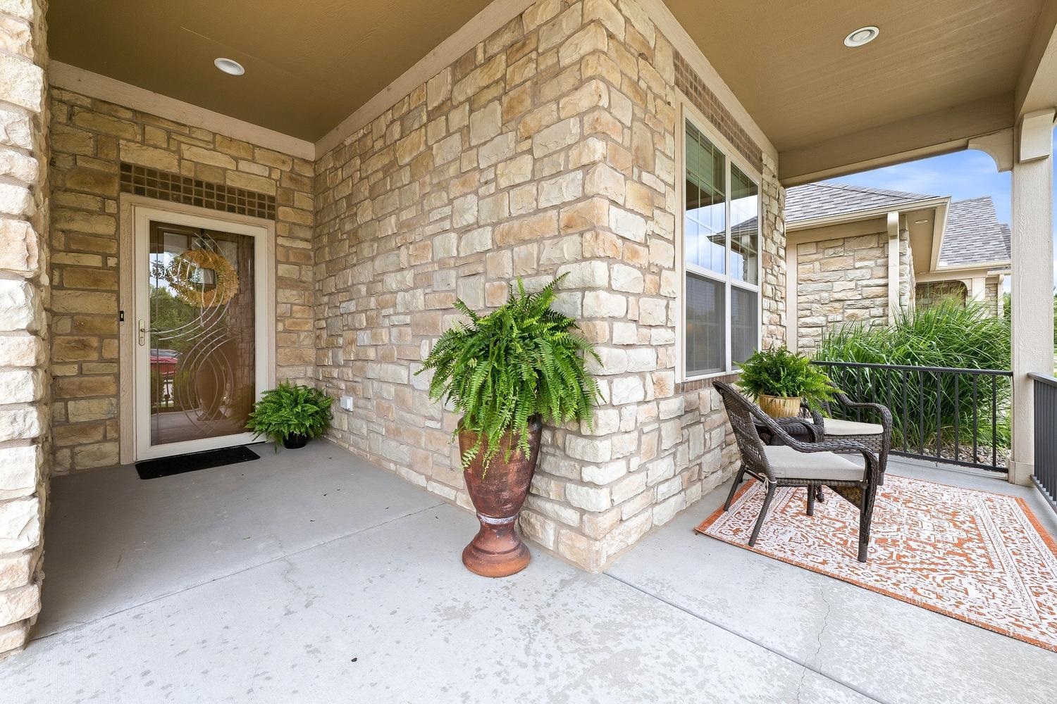 1212 S Nineiron Property Photo 32