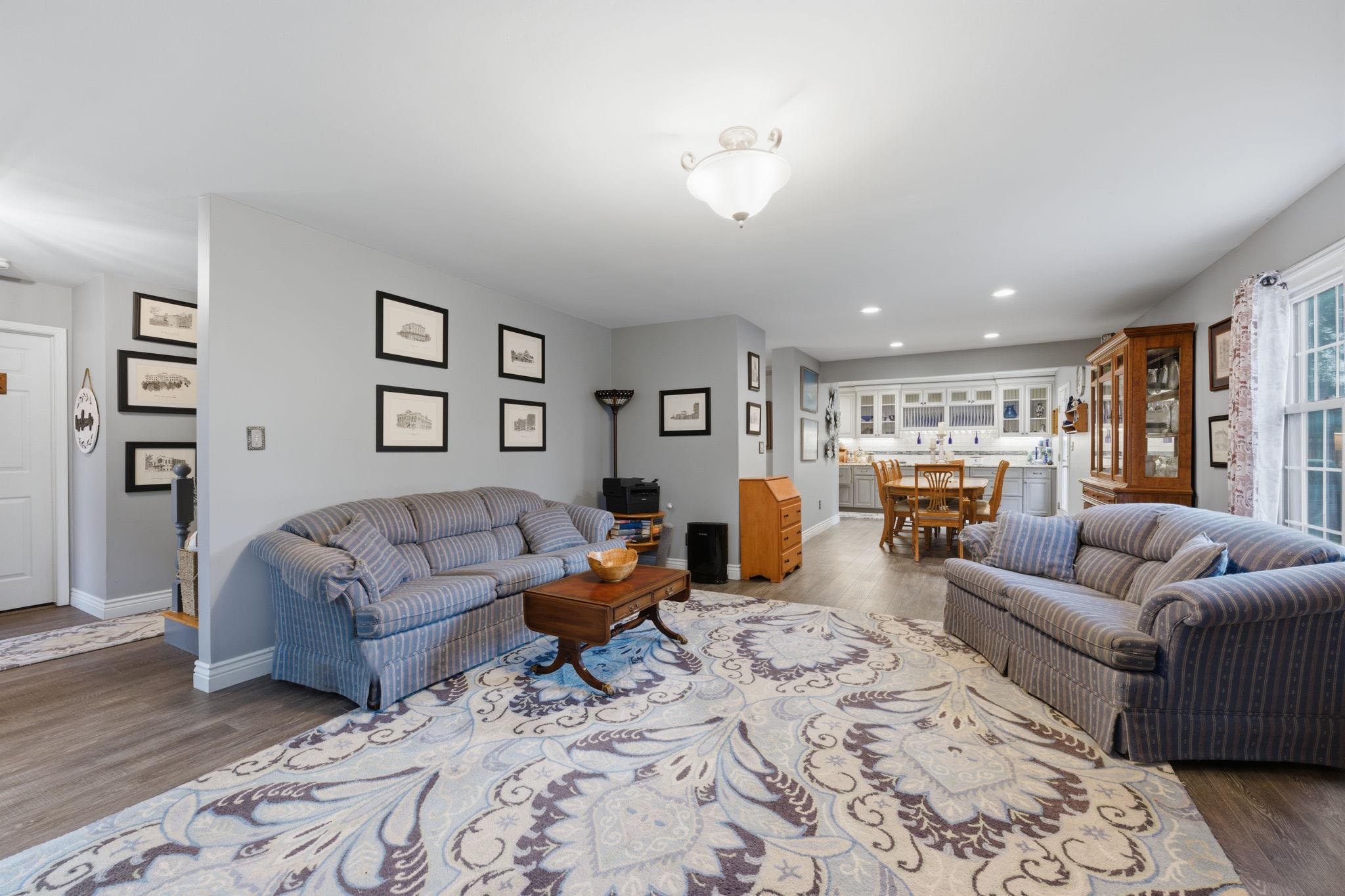 19 Fleetwood Property Photo 3