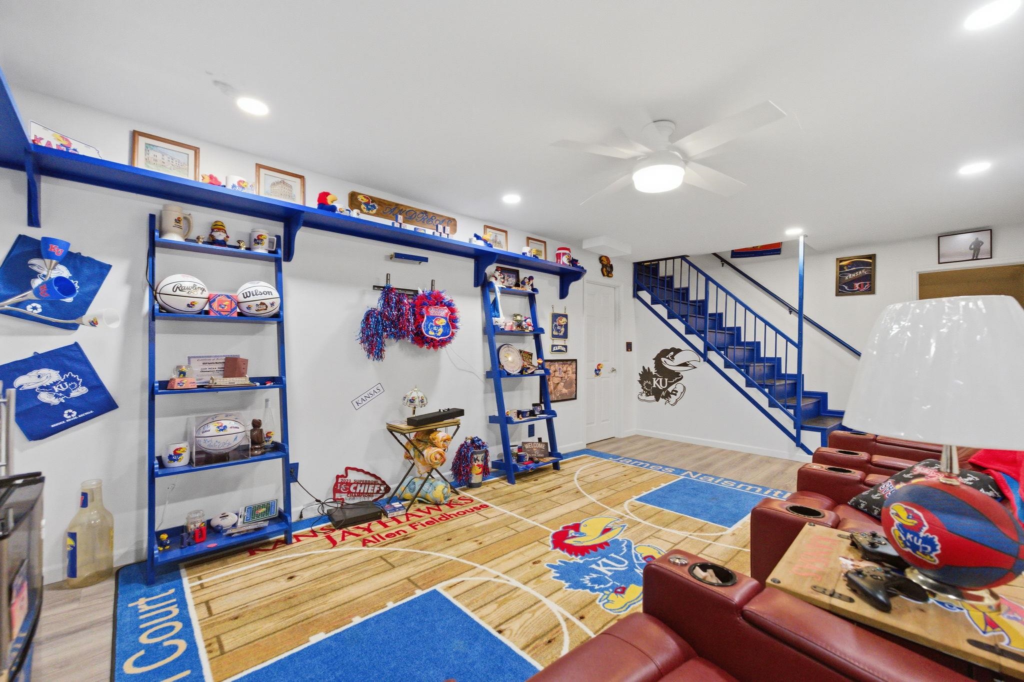 19 Fleetwood Property Photo 18