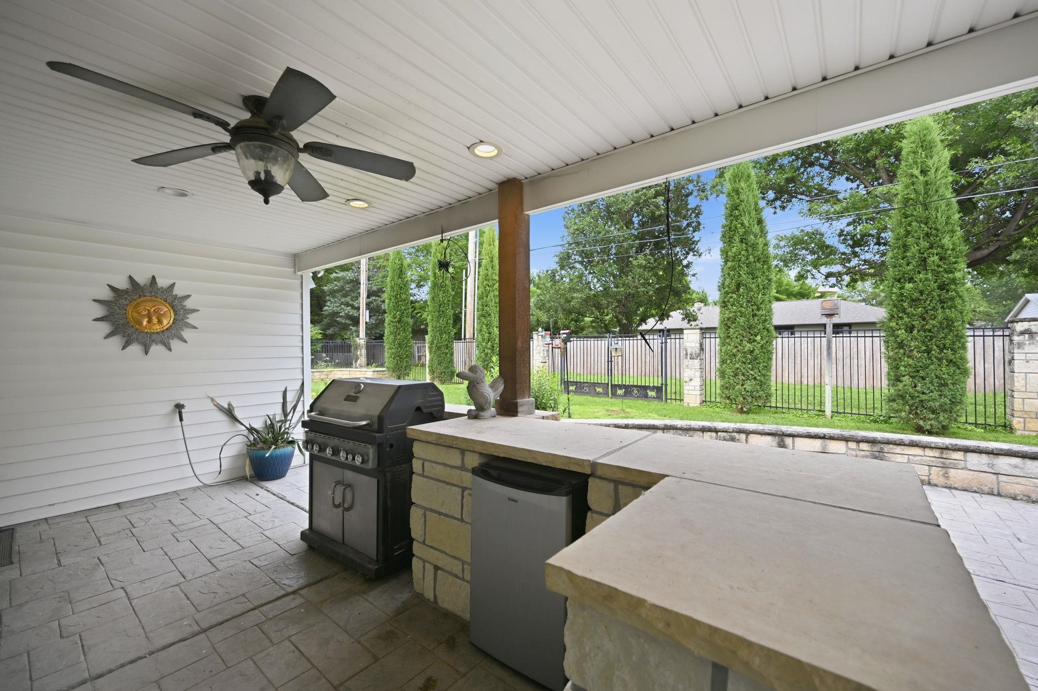 19 Fleetwood Property Photo 32