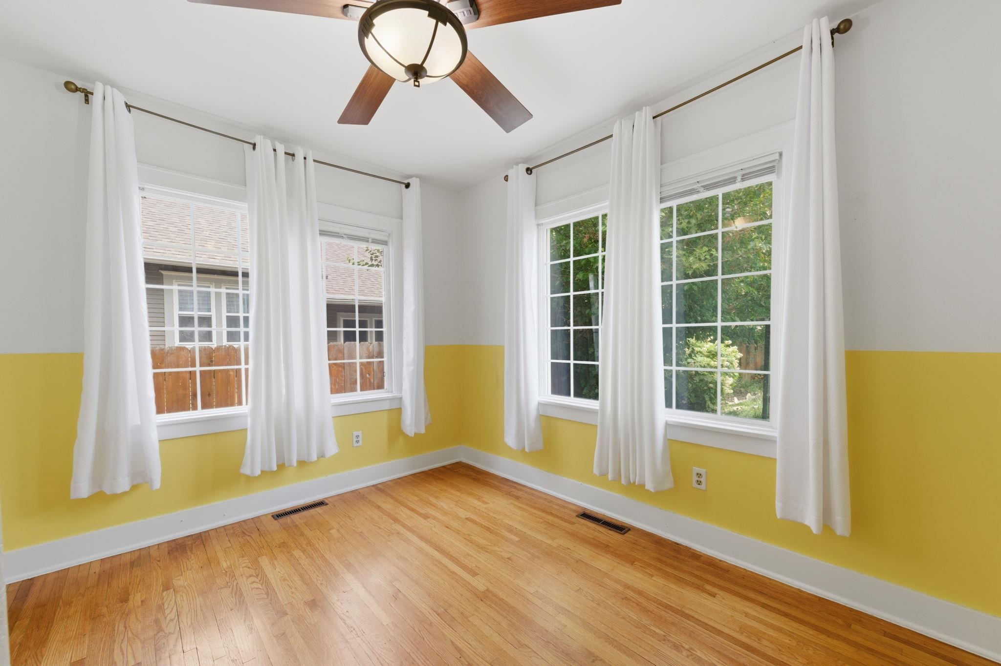 644 S Green St Property Photo 18