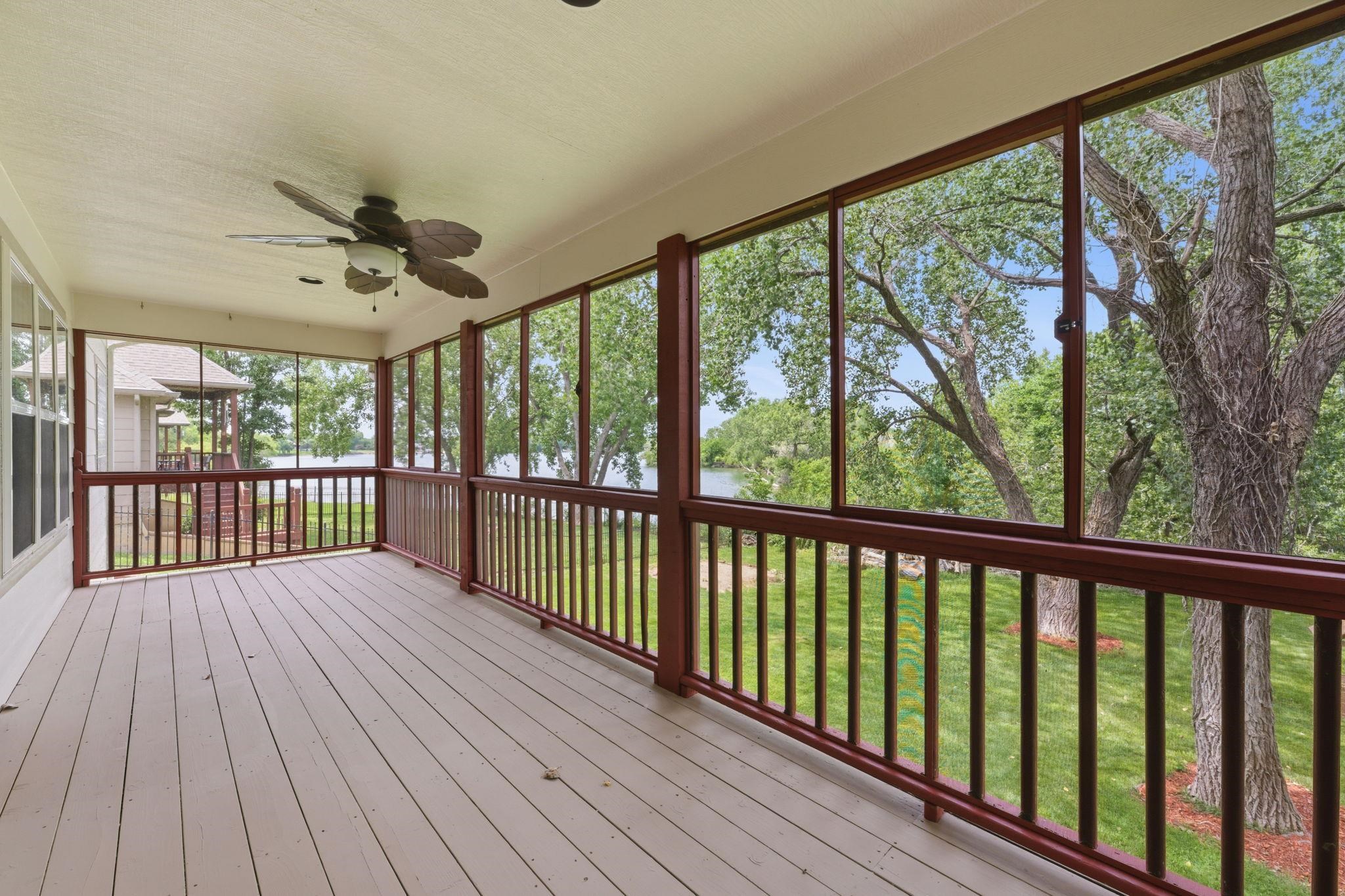 2553 N Hazelwood St Property Photo 11
