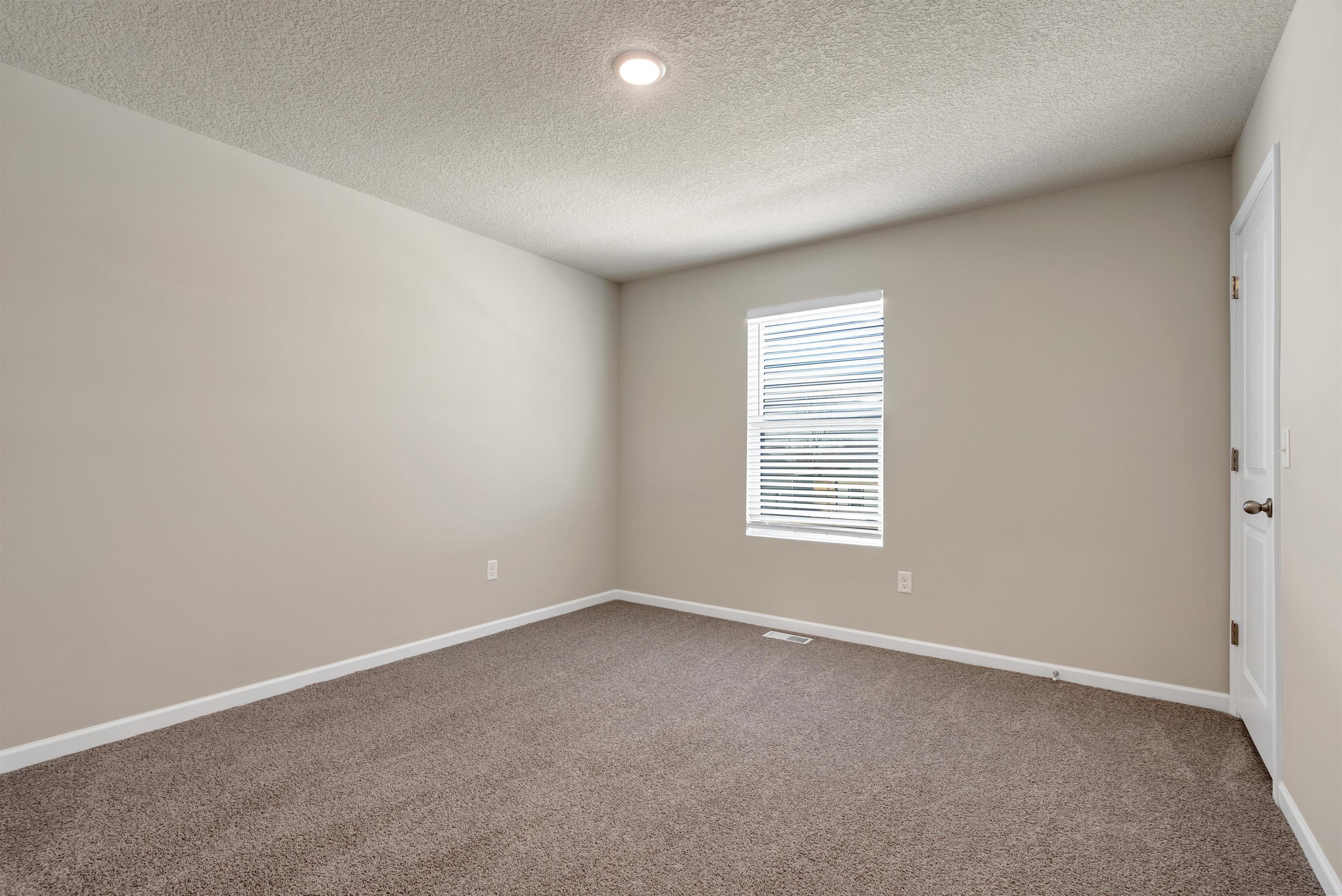9210 E Hurst St Property Photo 15
