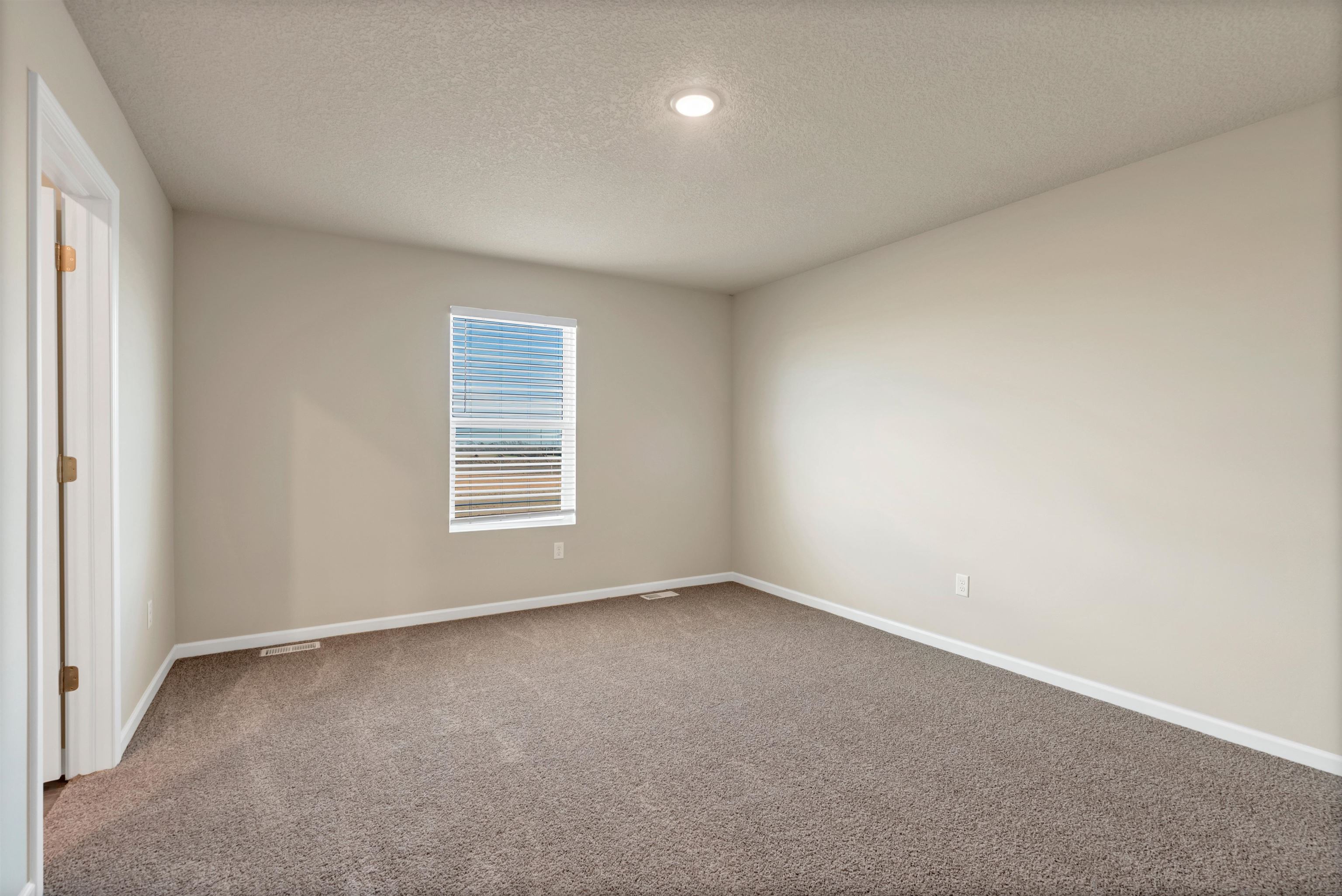 9210 E Hurst St Property Photo 19