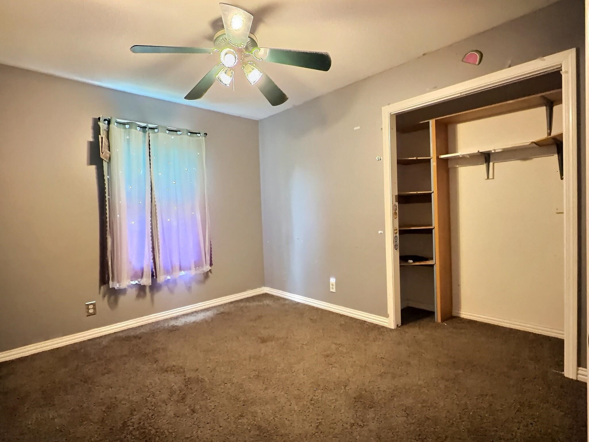 913 N C St. Property Photo 13