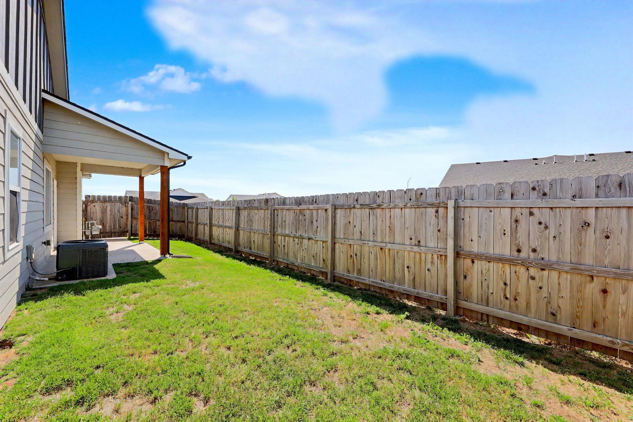 5752 E Bristol Street Property Photo 16
