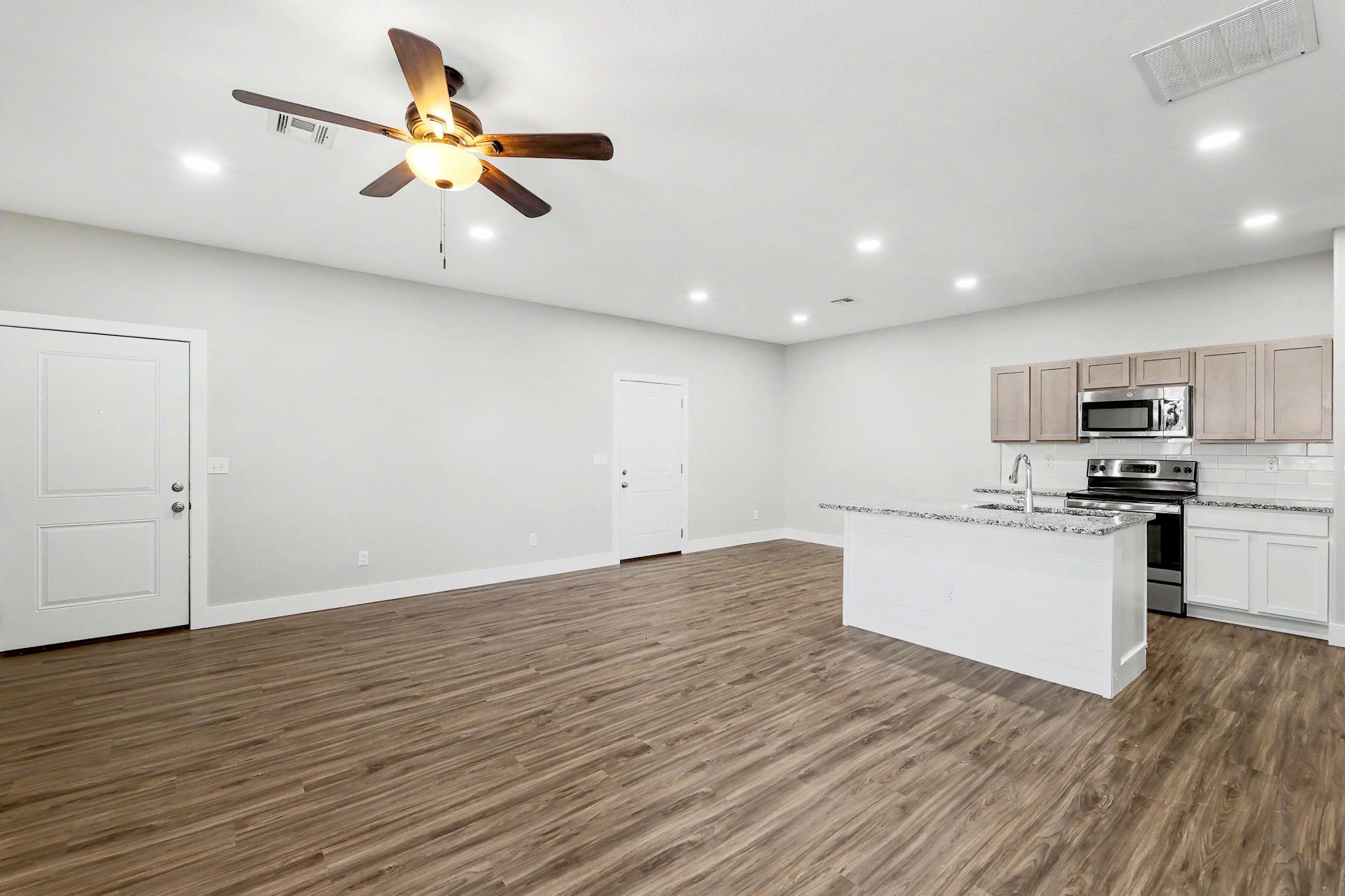 5752 E Bristol Street Property Photo 18