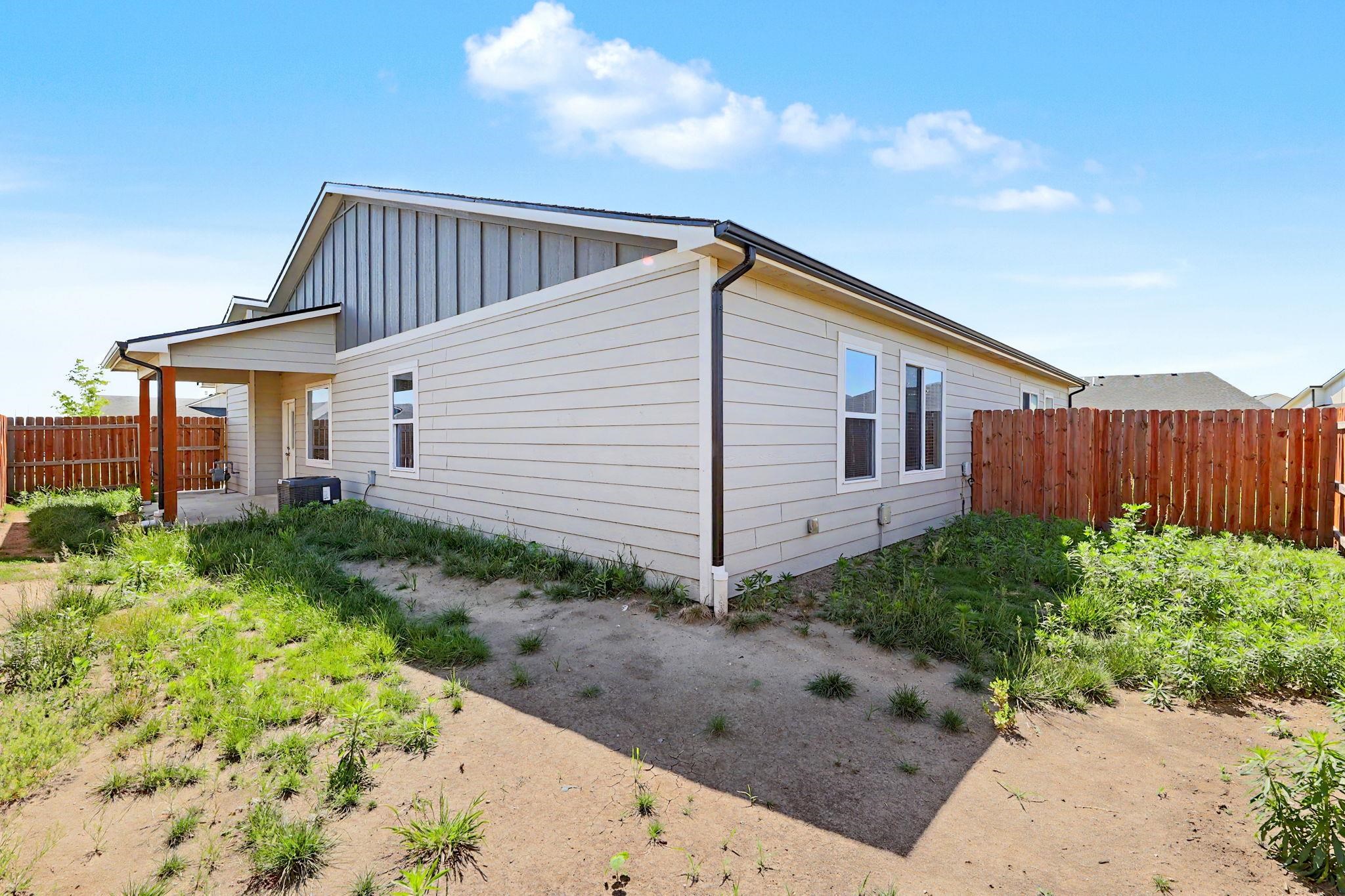 5752 E Bristol Street Property Photo 32
