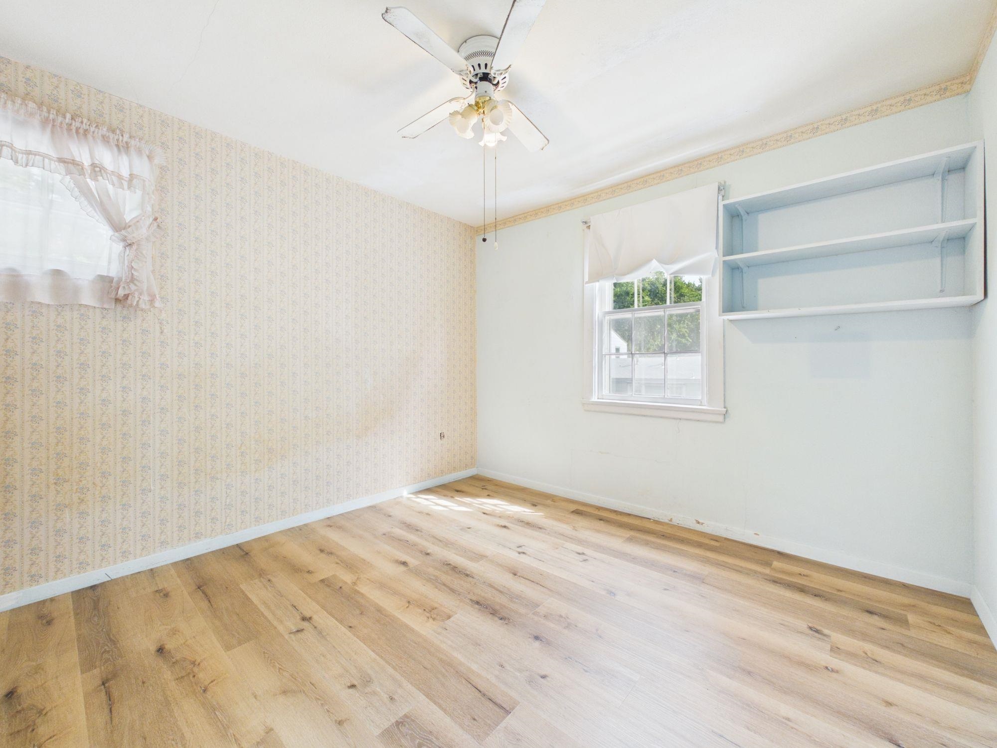 1040 S Pershing Property Photo 10